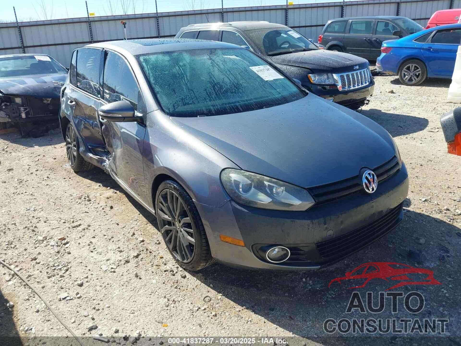 VOLKSWAGEN GOLF 2012 - WVWDM7AJ9CW240204