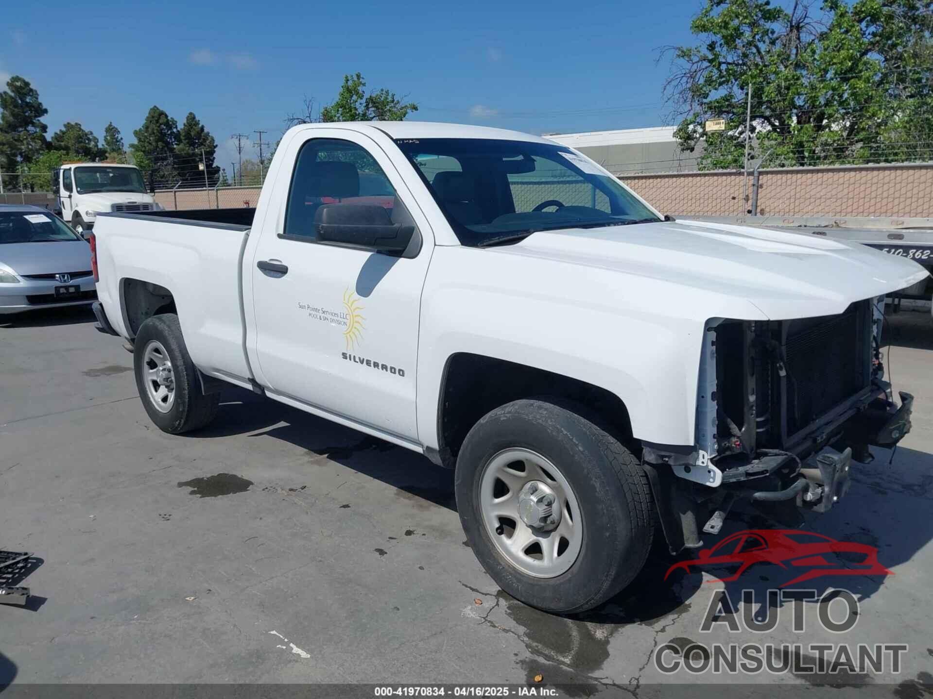 CHEVROLET SILVERADO 1500 2018 - 1GCNCNEH1JZ117091