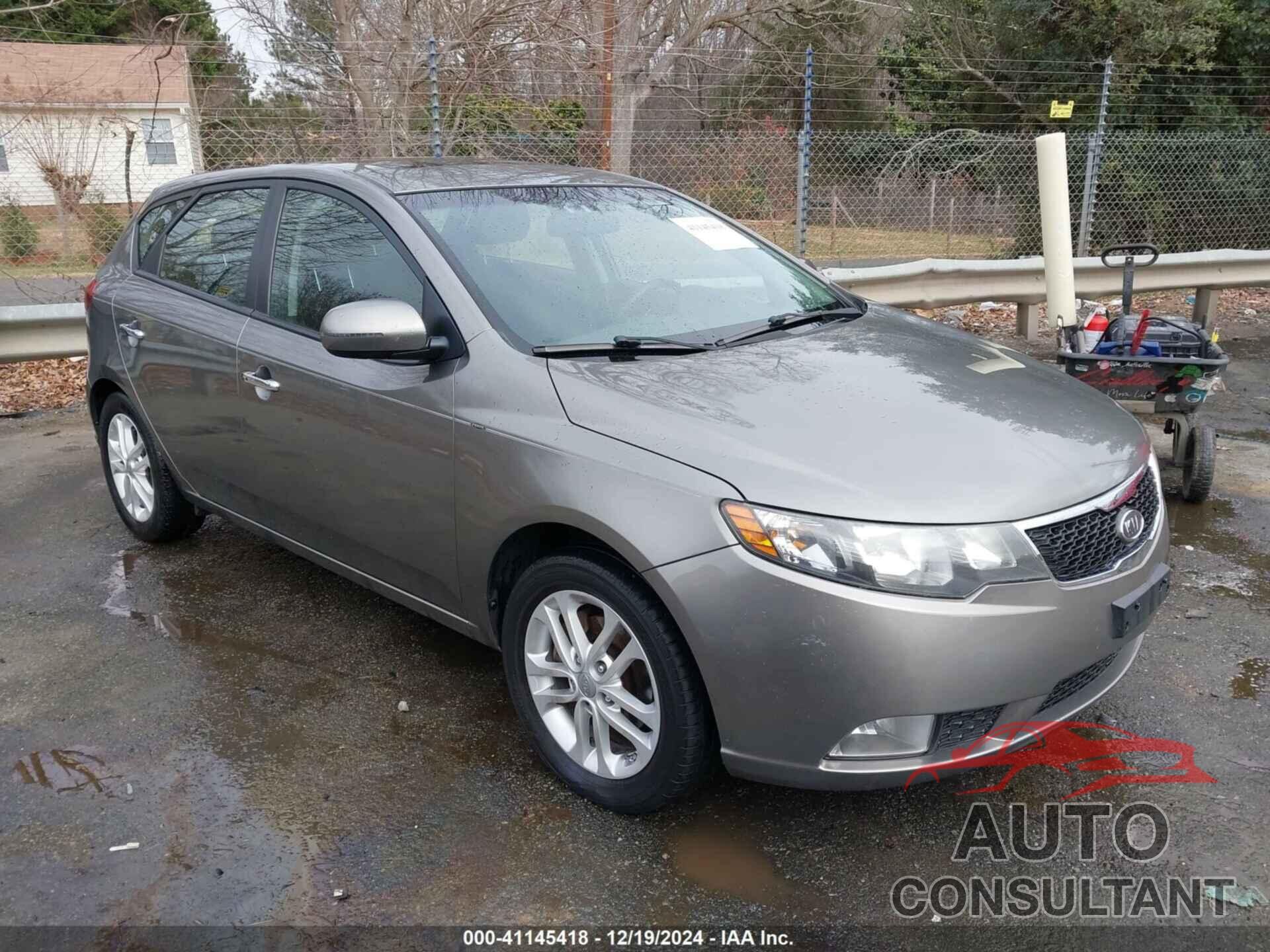 KIA FORTE 2011 - KNAFU5A21B5386832