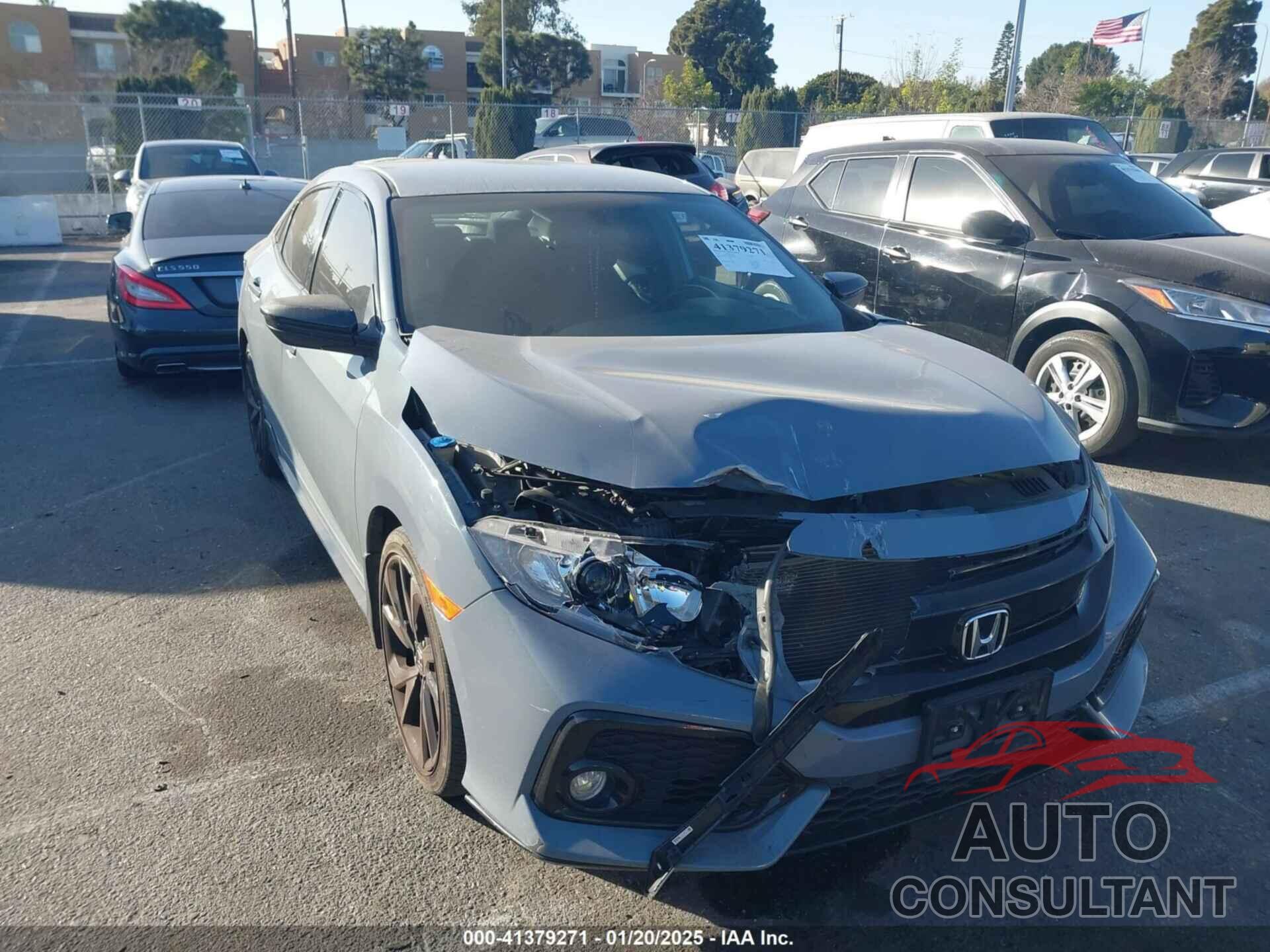 HONDA CIVIC 2018 - SHHFK7H40JU428303