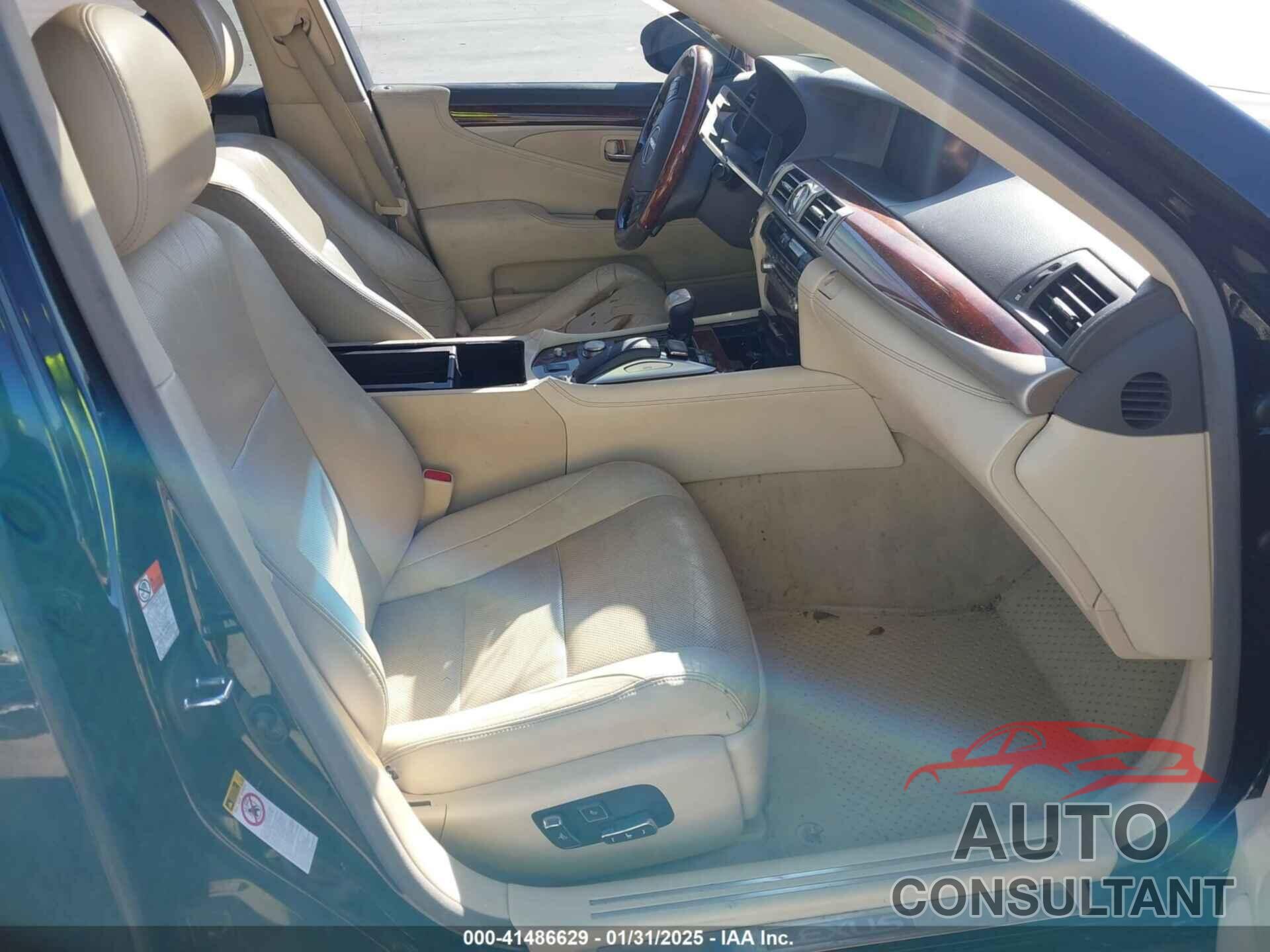 LEXUS LS 460 2016 - JTHBL5EF8G5140660