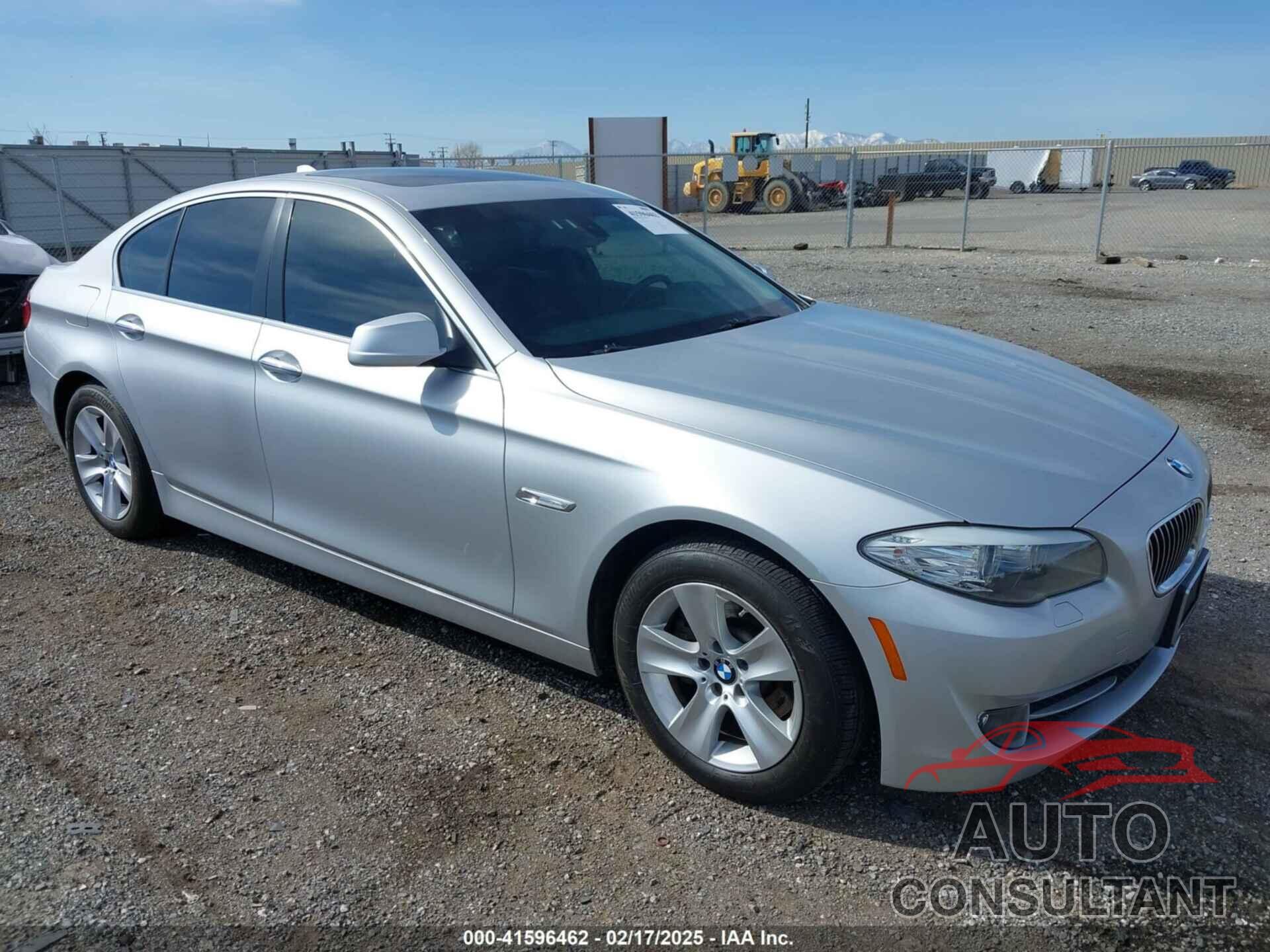 BMW 528I 2011 - WBAFR1C5XBC743194