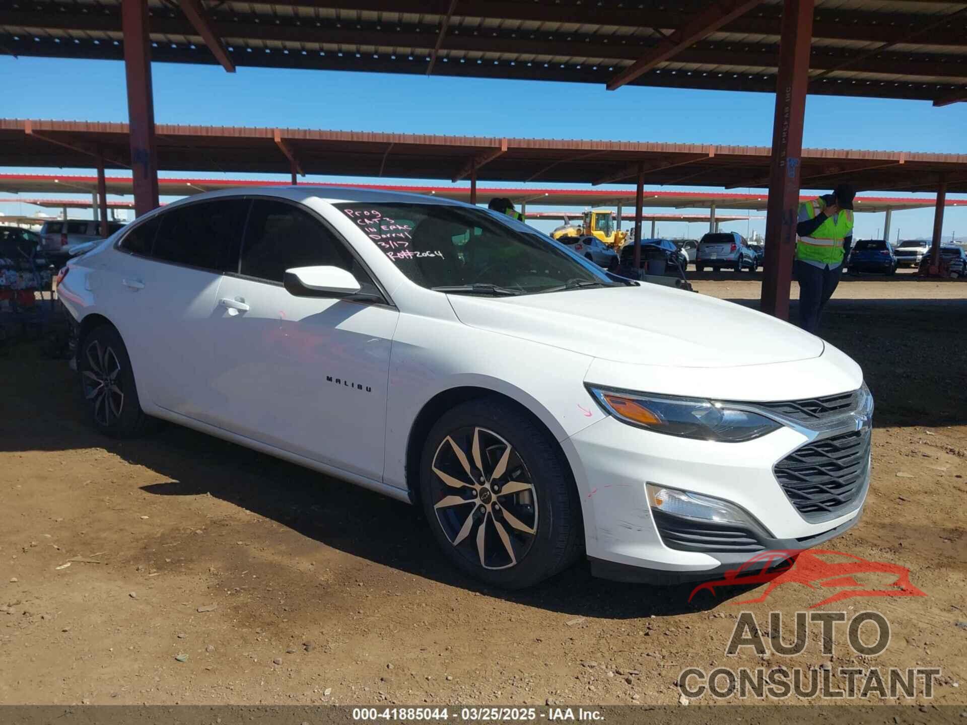 CHEVROLET MALIBU 2021 - 1G1ZG5ST2MF043340
