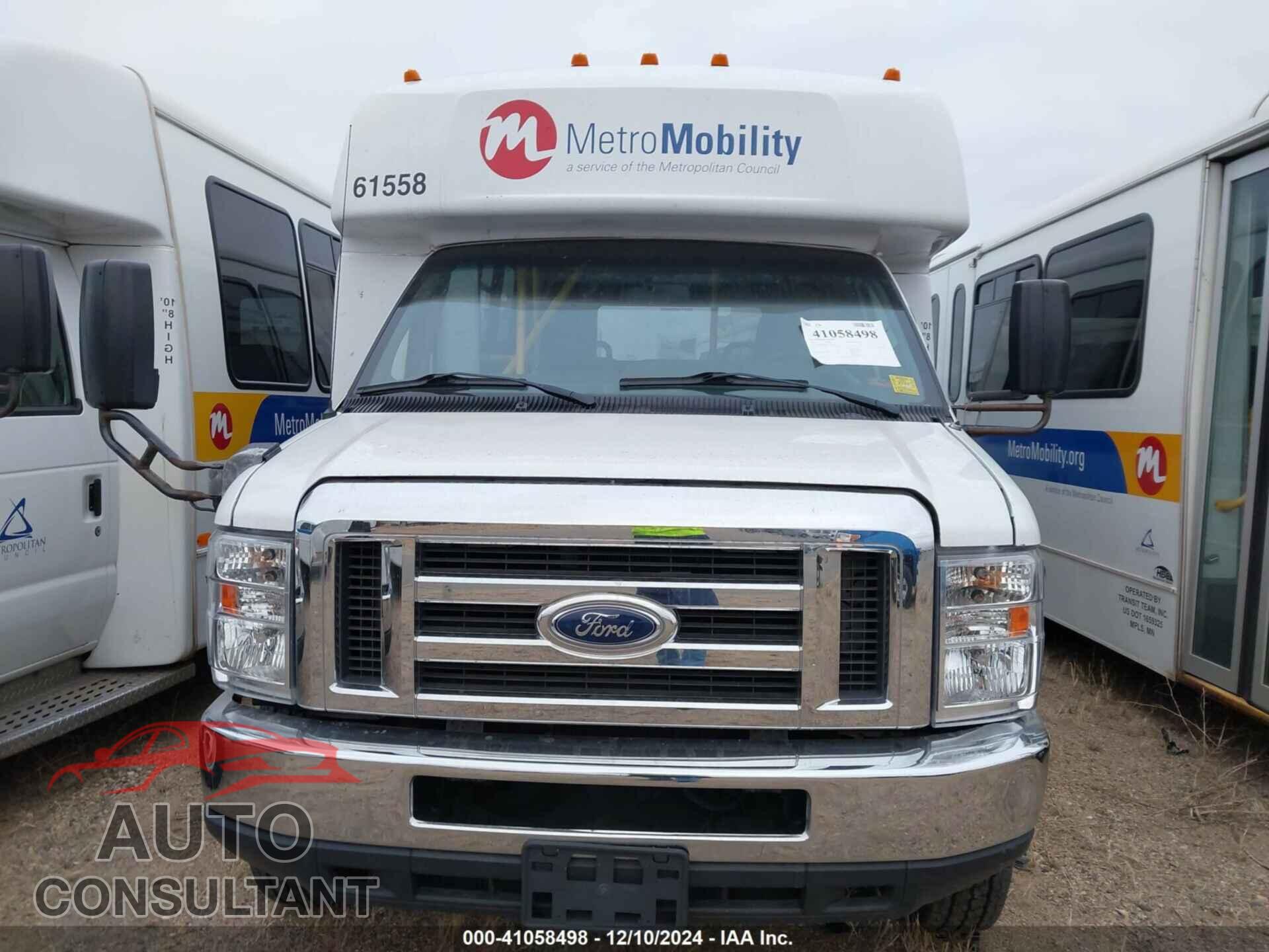 FORD E-450 CUTAWAY 2017 - 1FDFE4FSXHDC33606