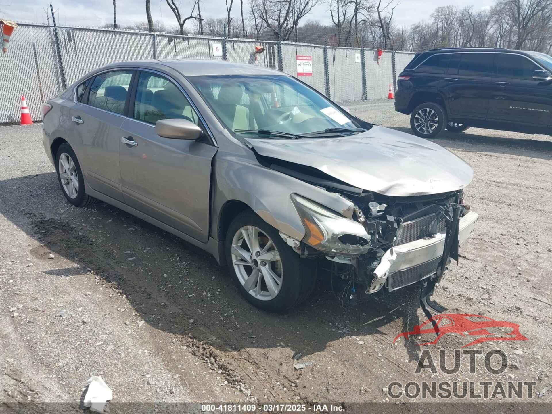 NISSAN ALTIMA 2015 - 1N4AL3AP0FC581828