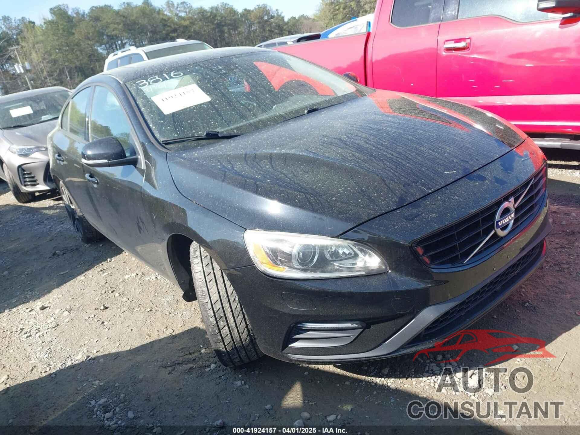 VOLVO S60 2017 - YV126MFL4H2433816