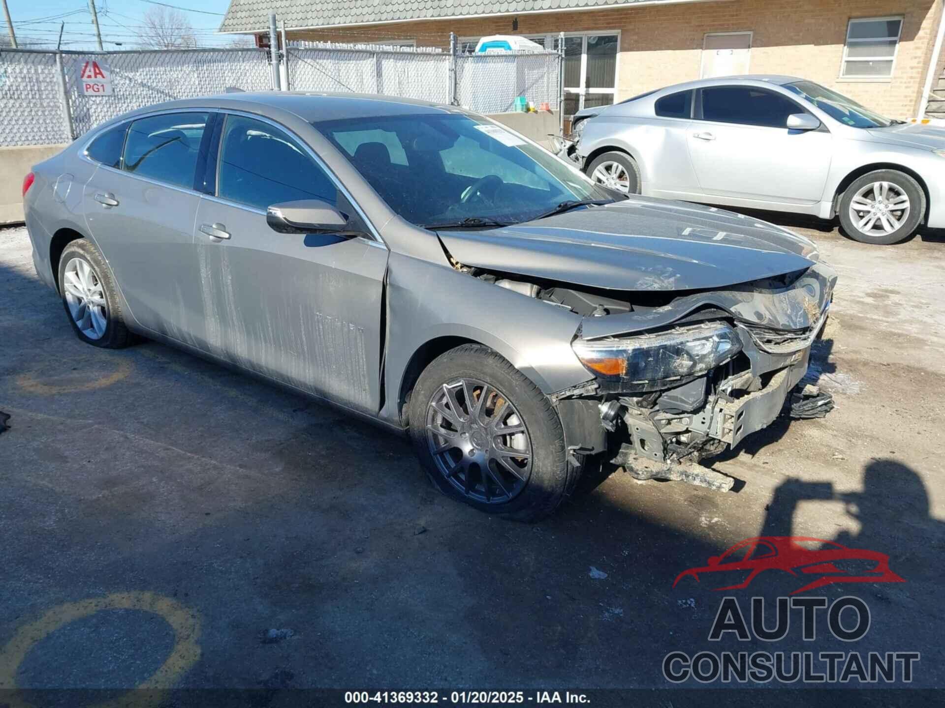 CHEVROLET MALIBU 2017 - 1G1ZE5ST1HF228054