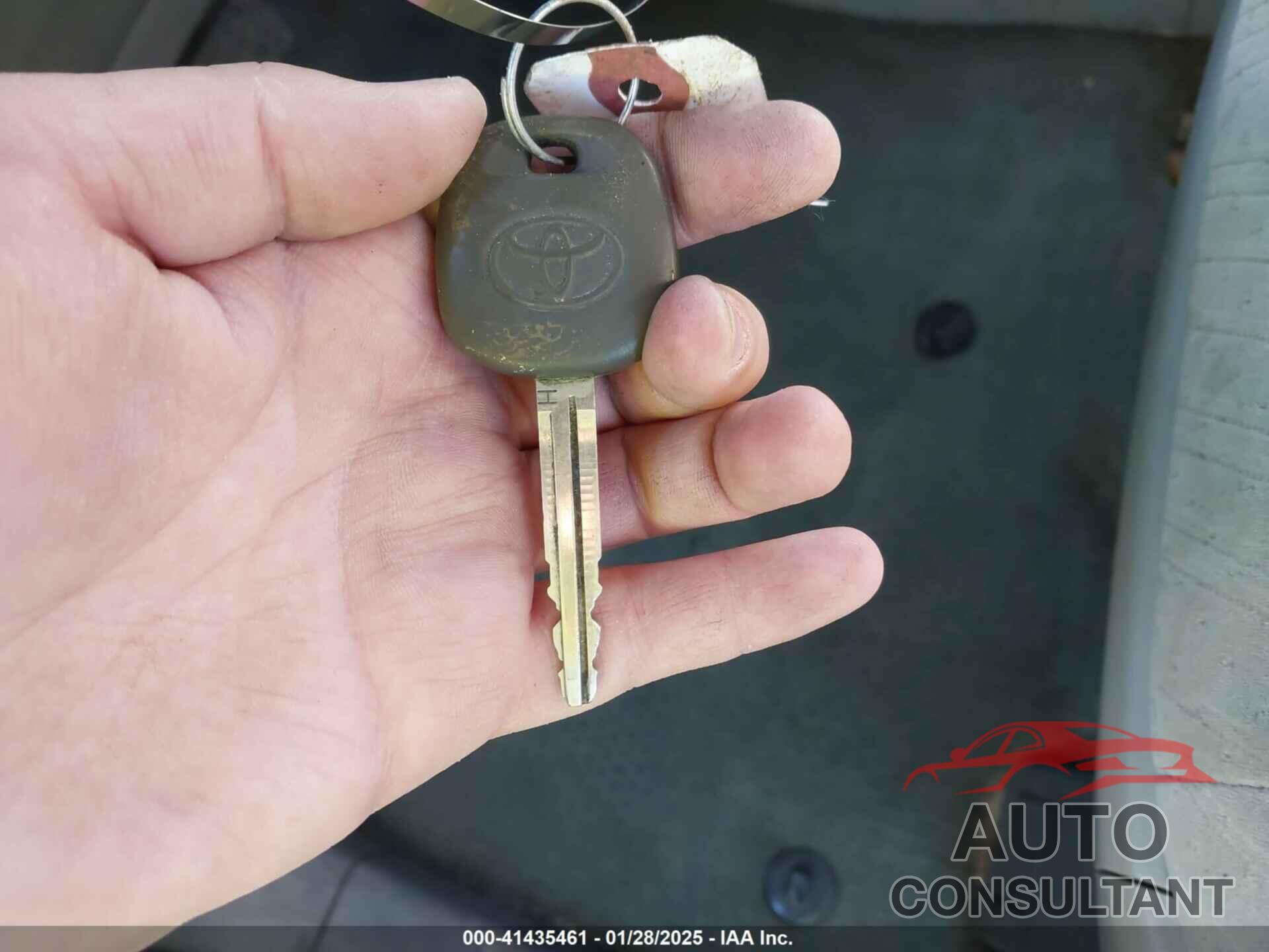 TOYOTA SIENNA 2017 - 5TDKZ3DC9HS772056