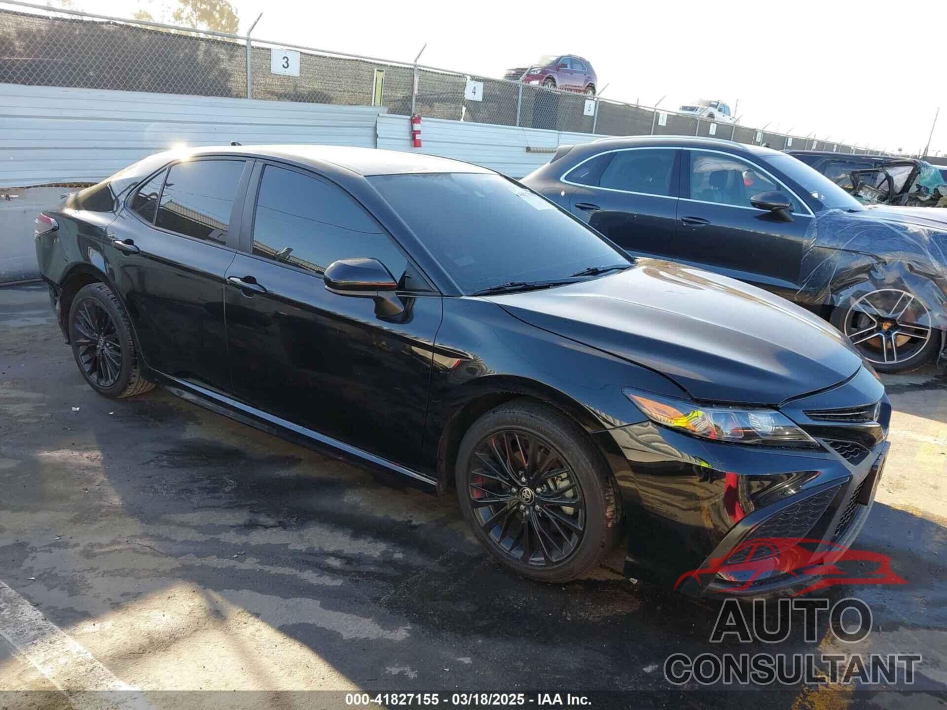 TOYOTA CAMRY 2021 - 4T1G11AK6MU438310
