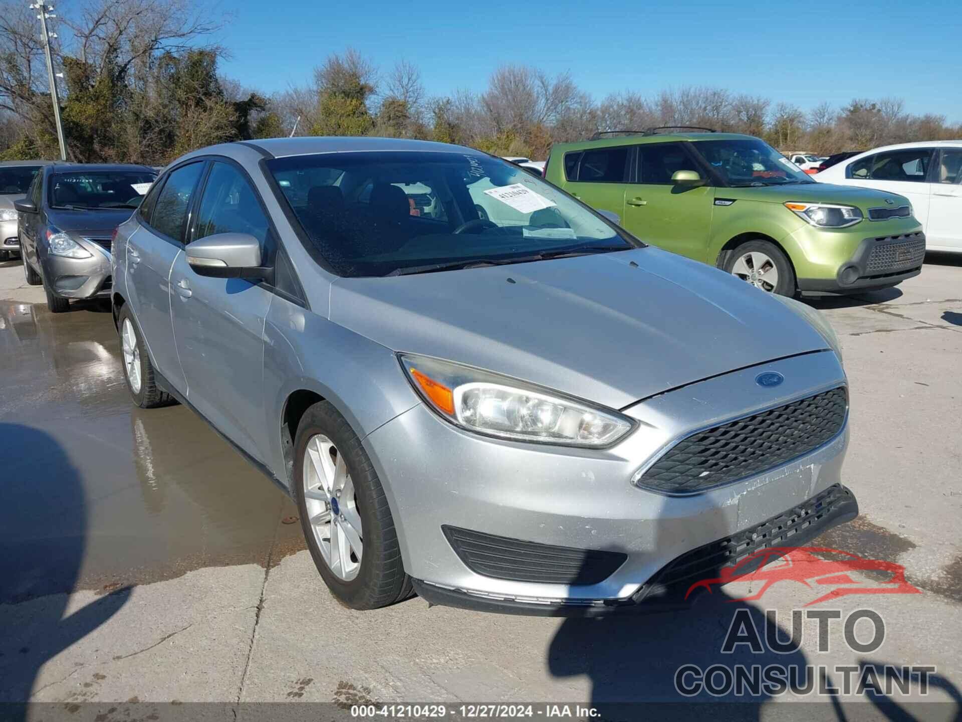 FORD FOCUS 2015 - 1FADP3F20FL206035