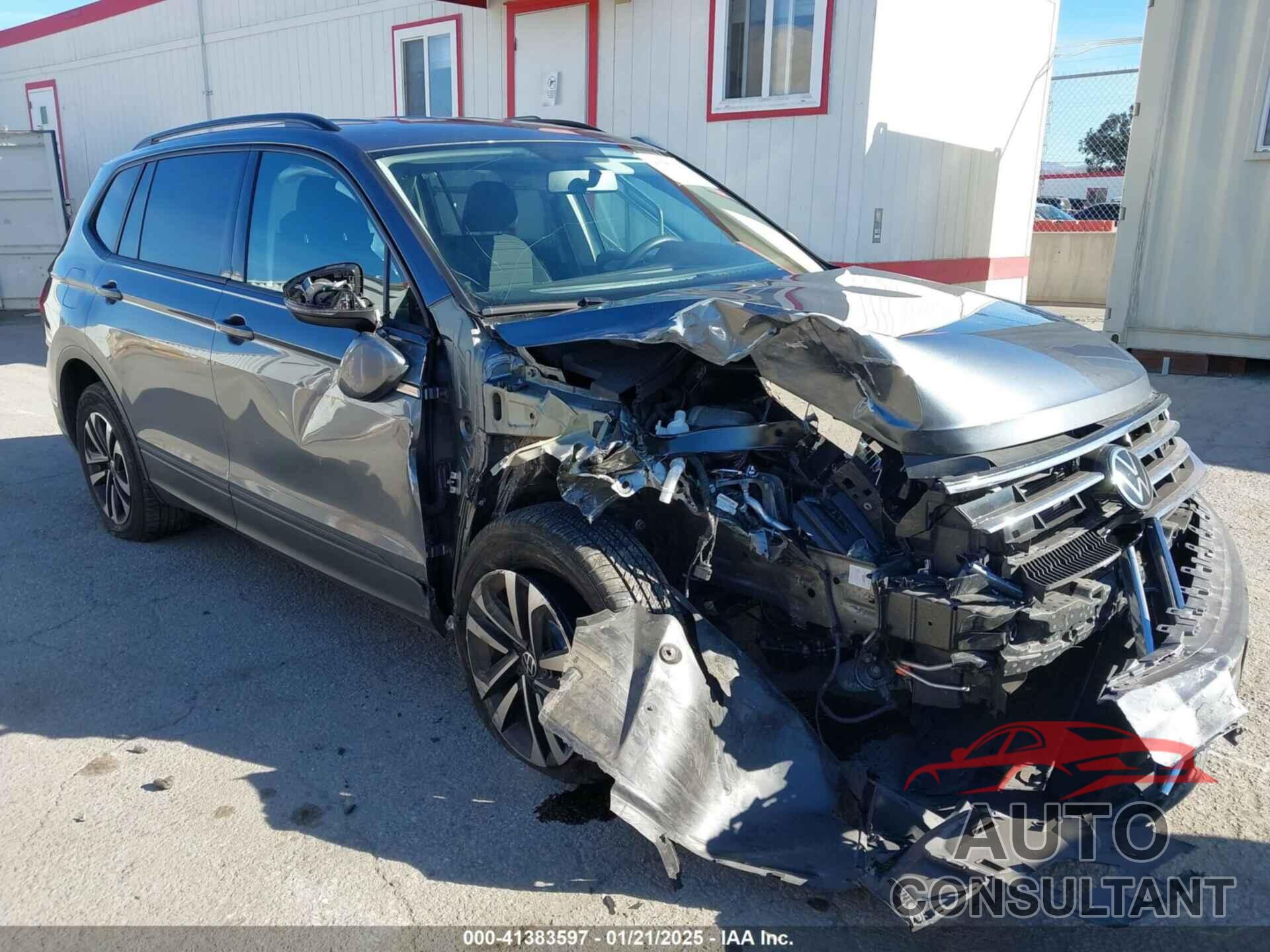 VOLKSWAGEN TIGUAN 2022 - 3VV1B7AX9NM055507