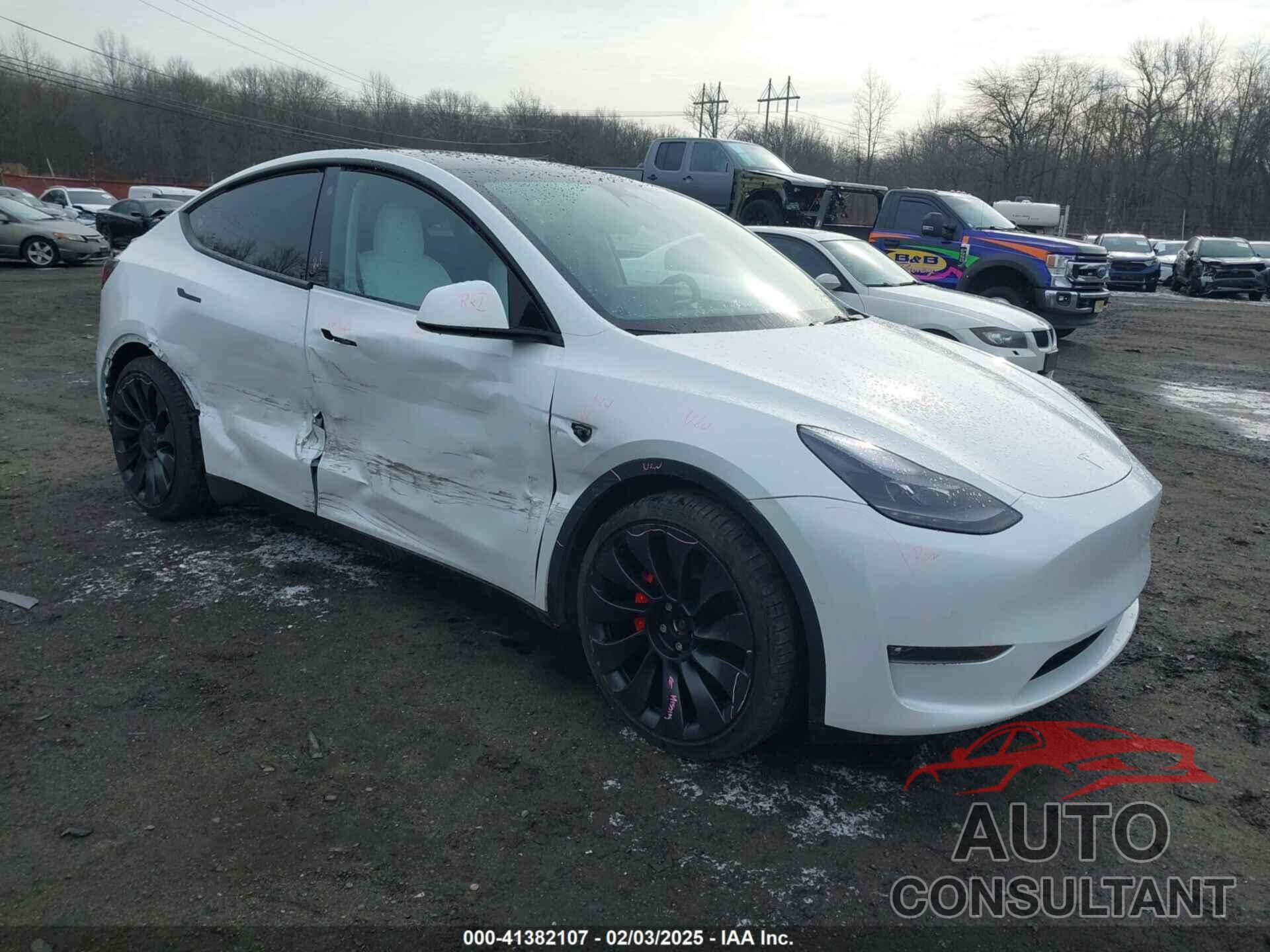 TESLA MODEL Y 2022 - 7SAYGDEF4NF510799