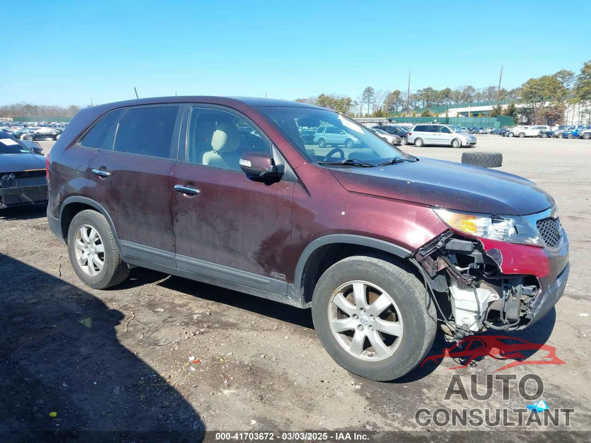 KIA SORENTO 2013 - 5XYKTCA62DG317475