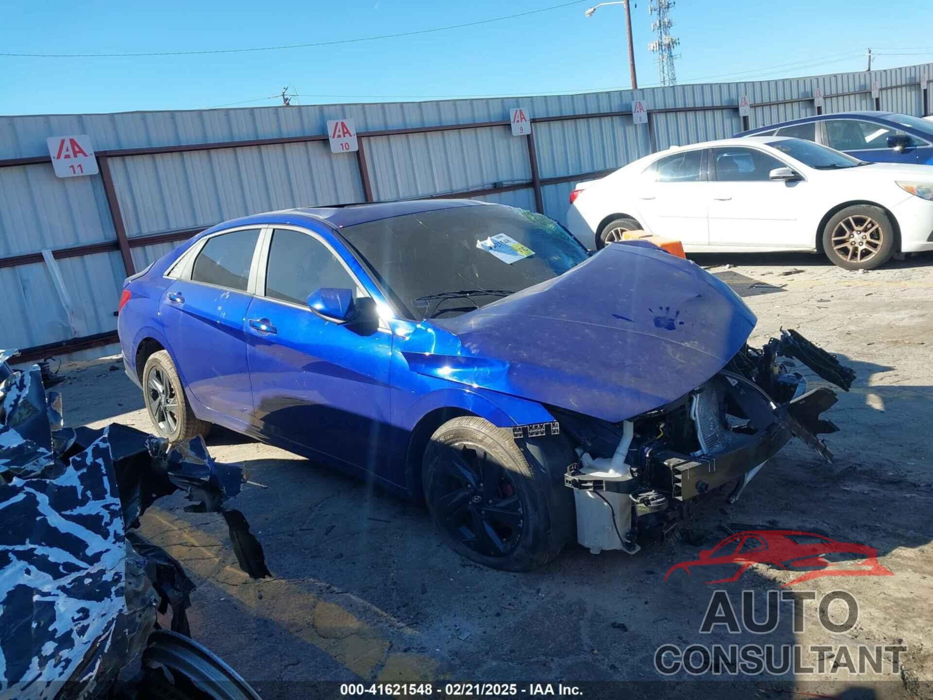 HYUNDAI ELANTRA 2022 - KMHLM4AG2NU339133