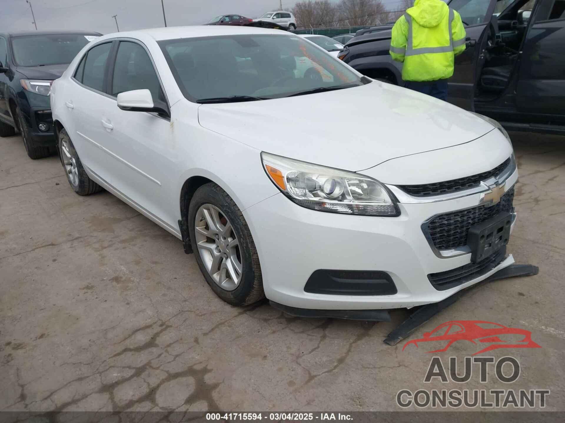 CHEVROLET MALIBU 2015 - 1G11C5SL3FF109762