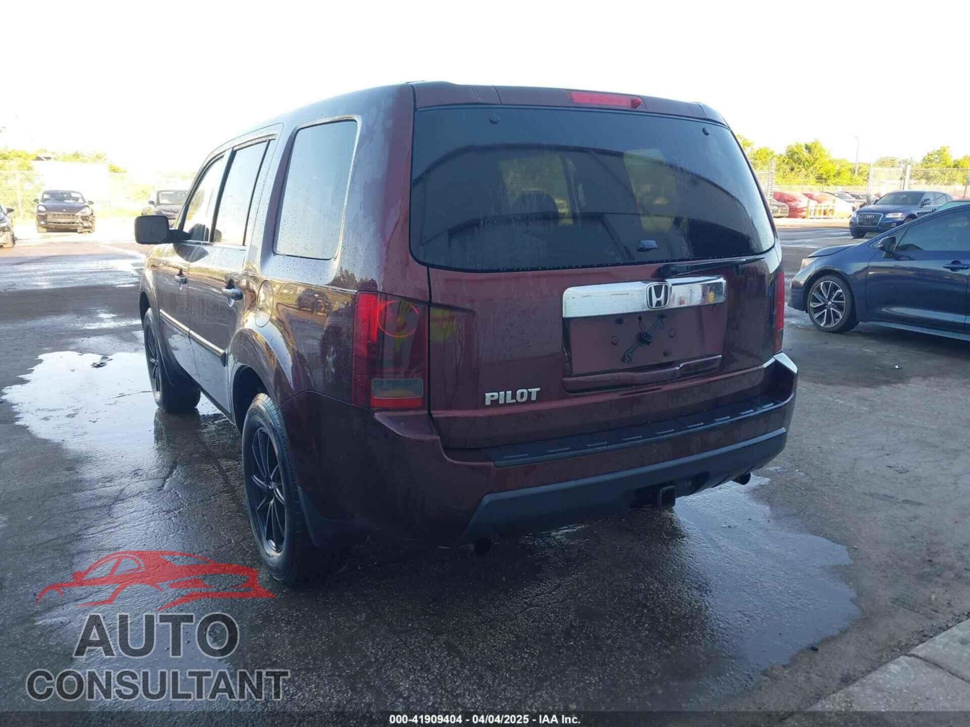 HONDA PILOT 2011 - 5FNYF3H2XBB035237