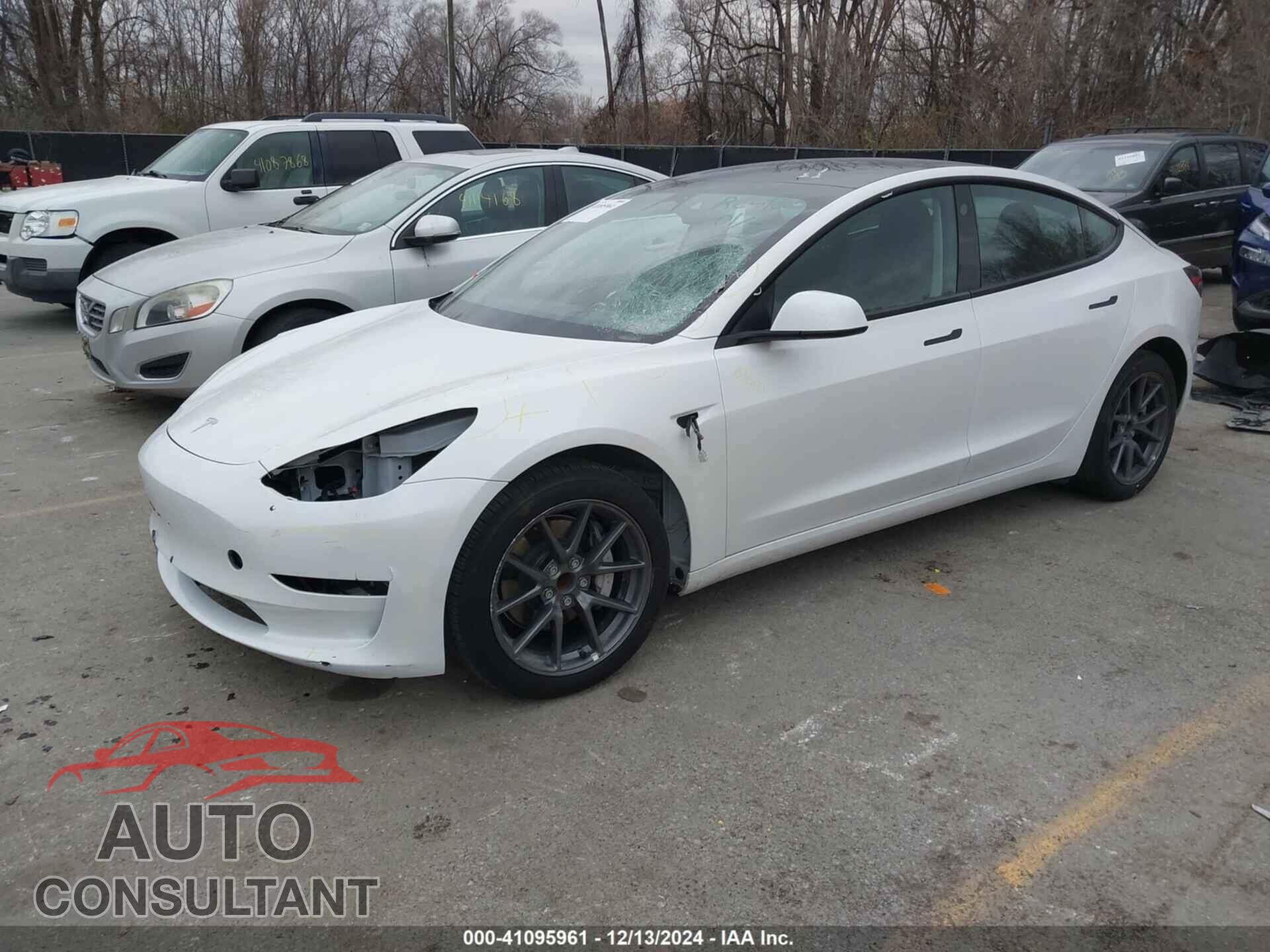 TESLA MODEL 3 2023 - 5YJ3E1EA8PF654567
