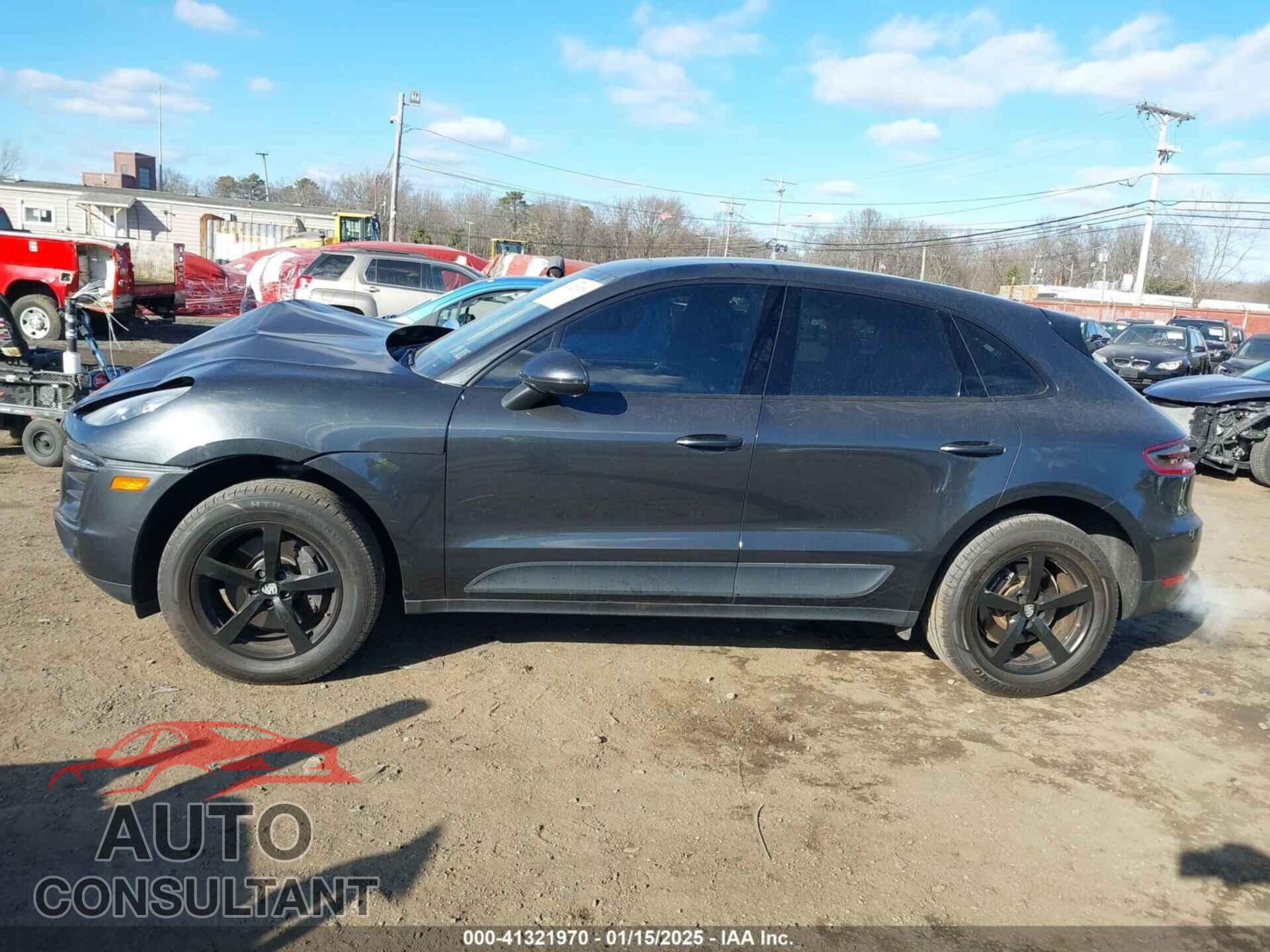 PORSCHE MACAN 2017 - WP1AA2A58HLB00394