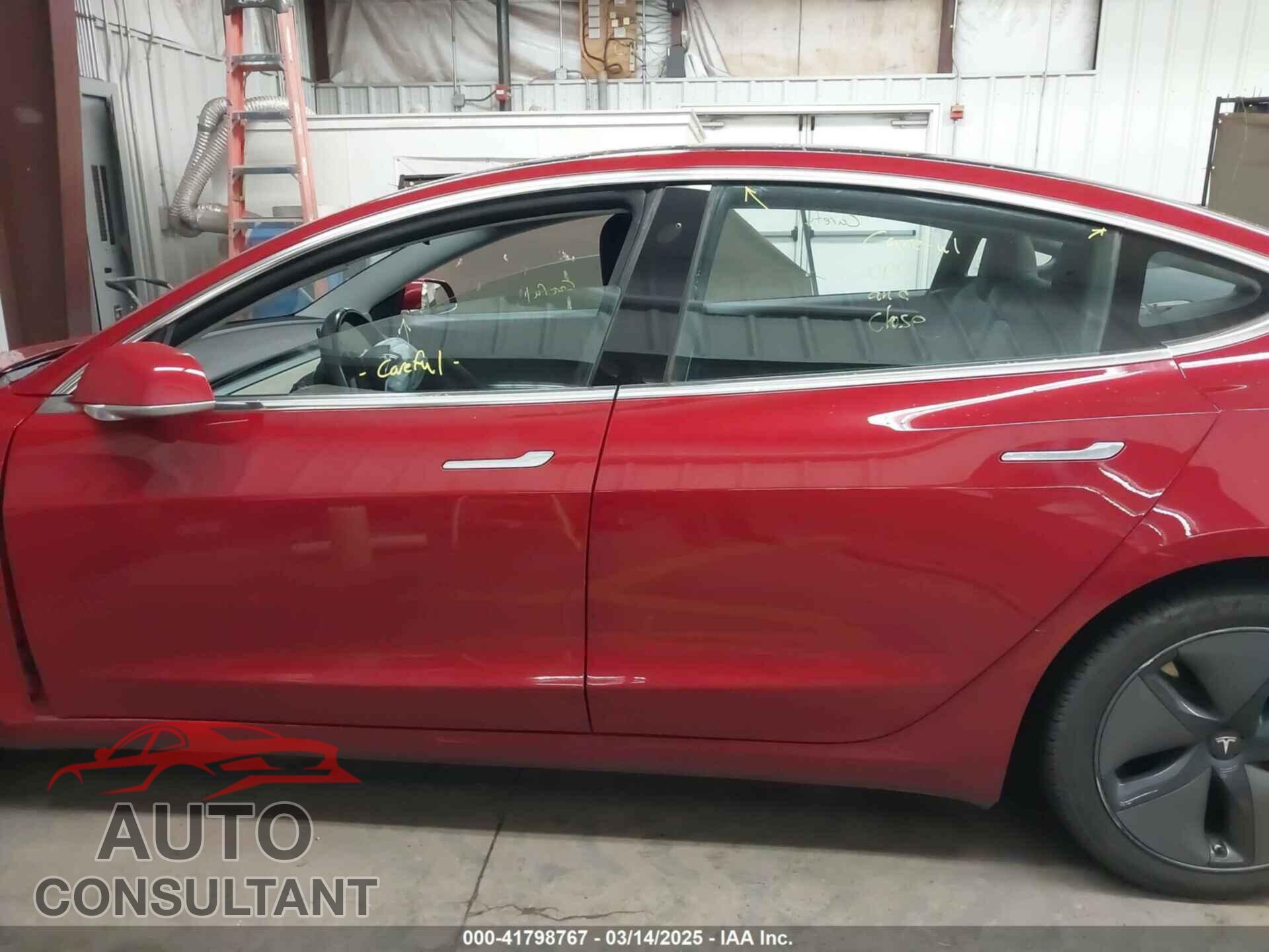 TESLA MODEL 3 2018 - 5YJ3E1EA1JF014448