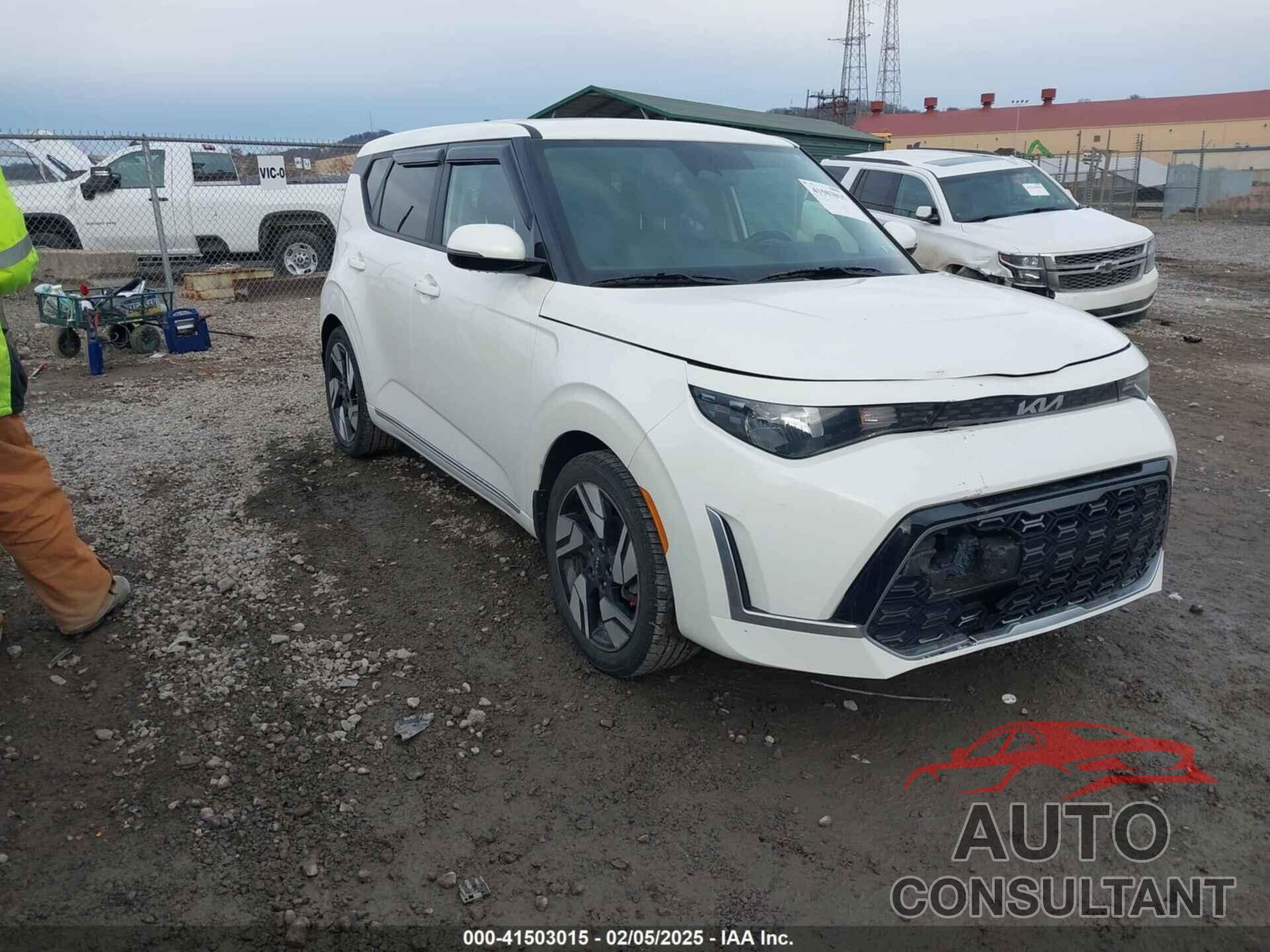 KIA SOUL 2023 - KNDJ53AU6P7887680