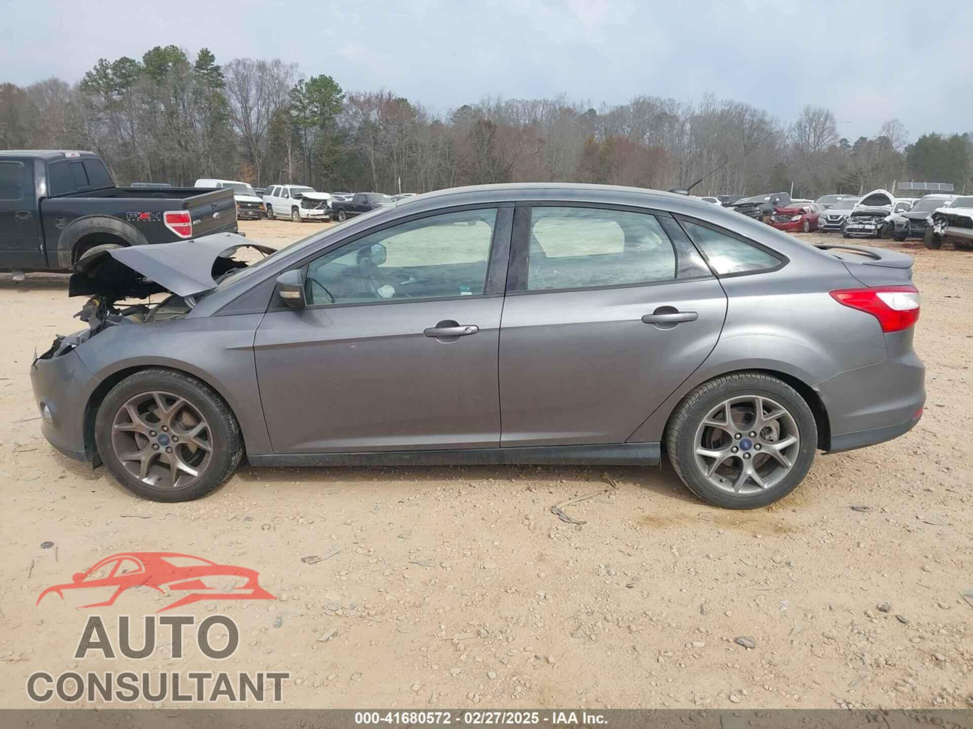 FORD FOCUS 2014 - 1FADP3F27EL409552
