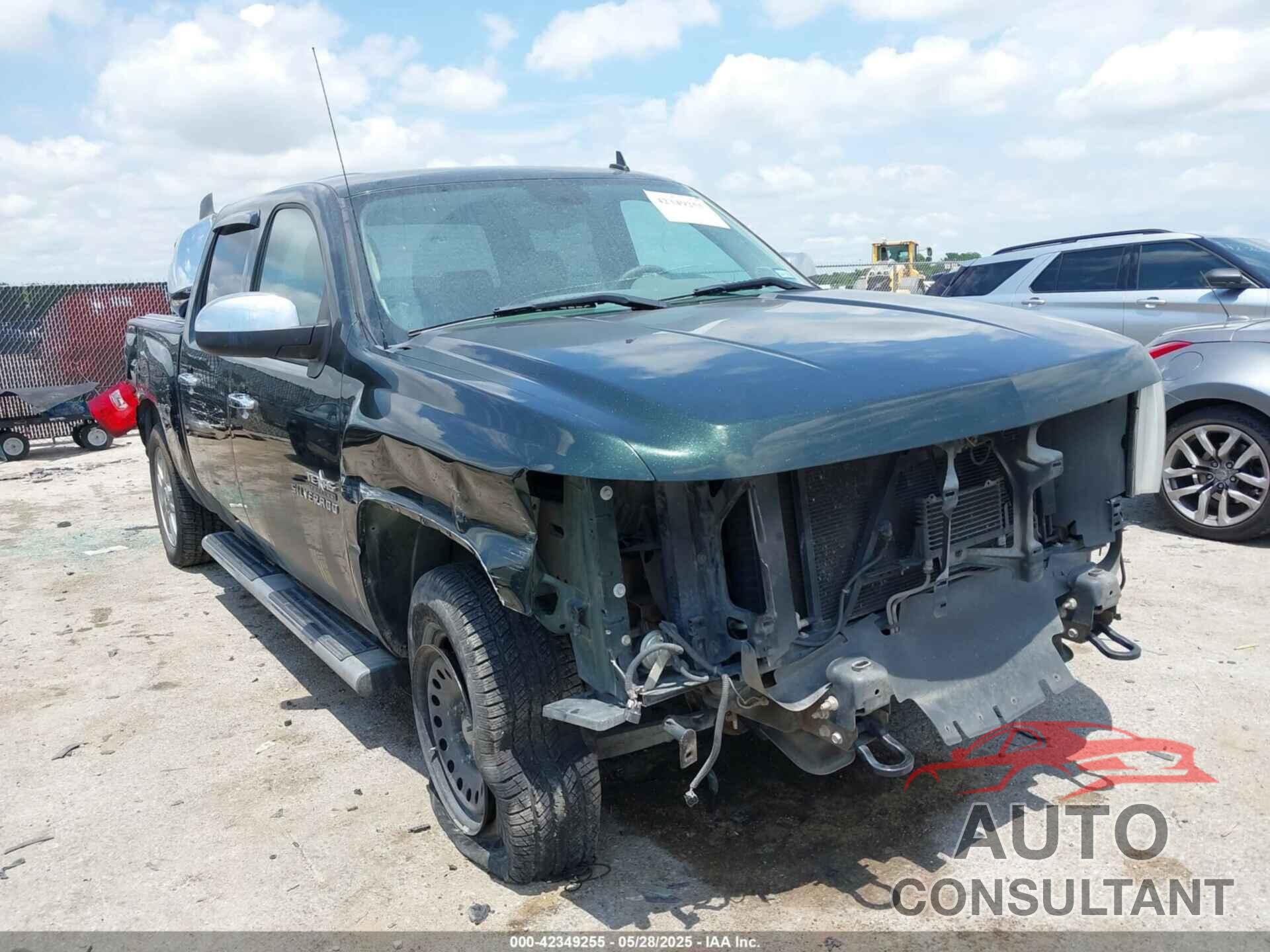CHEVROLET SILVERADO 1500 2013 - 3GCPKSE24DG247957