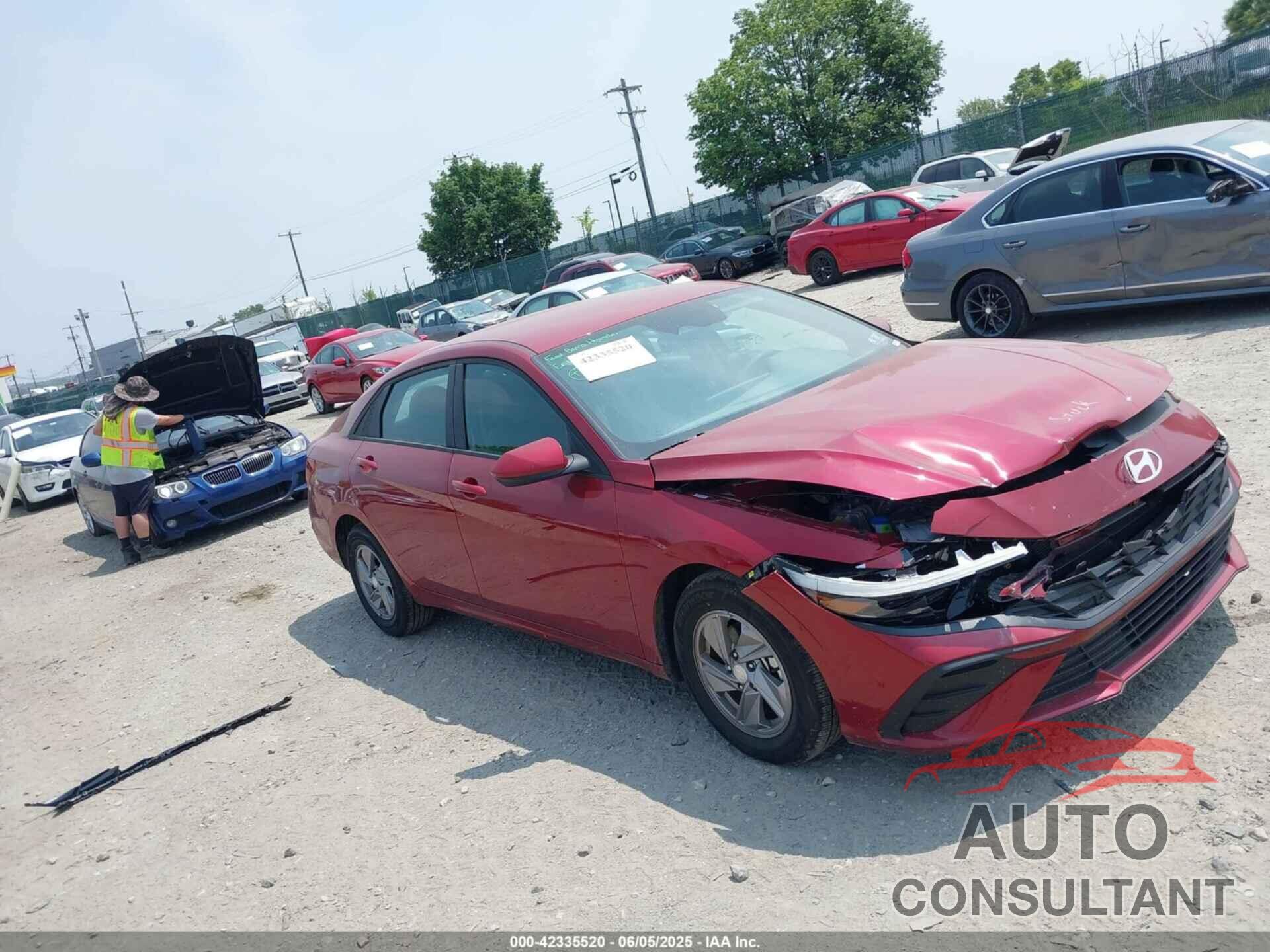 HYUNDAI ELANTRA 2024 - KMHLL4DG7RU844685