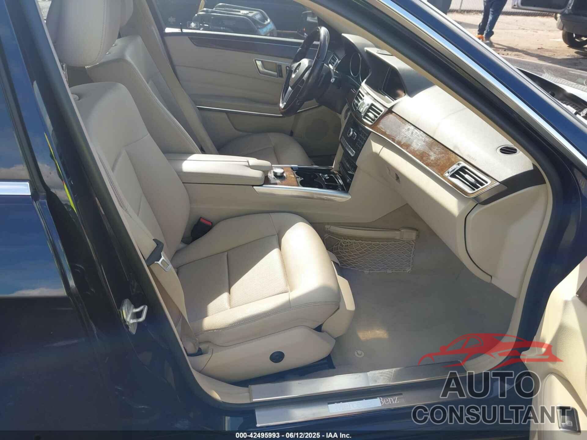 MERCEDES-BENZ E 2014 - WDDHF5KB3EB011847