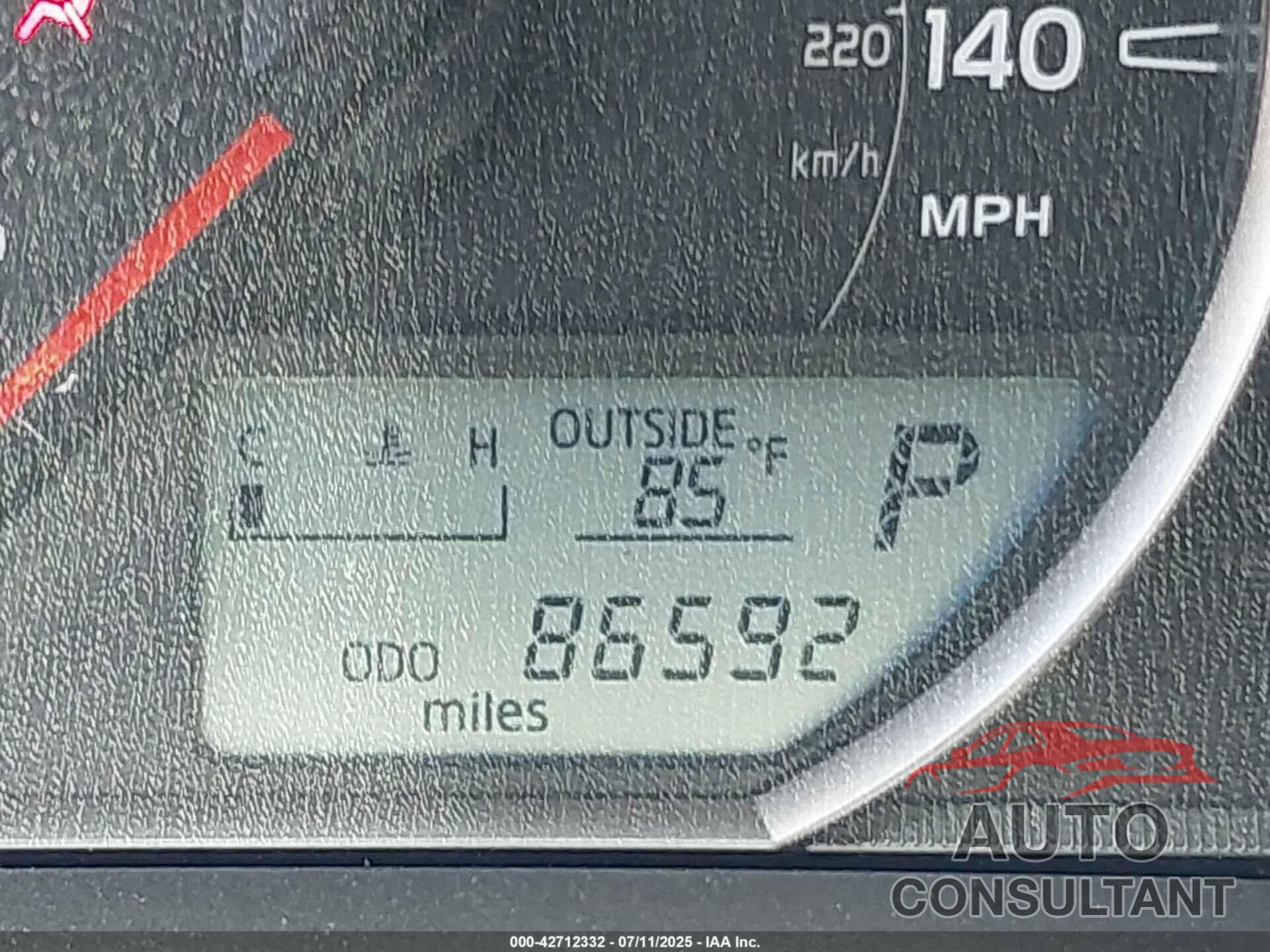 TOYOTA RAV4 2015 - JTMWFREV2FJ051794