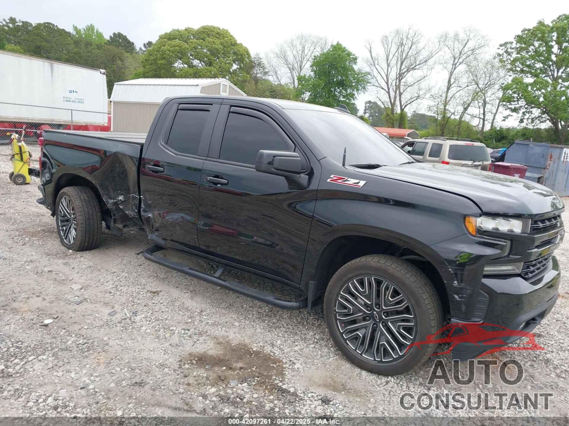 CHEVROLET SILVERADO 1500 2020 - 1GCRYEED1LZ340928