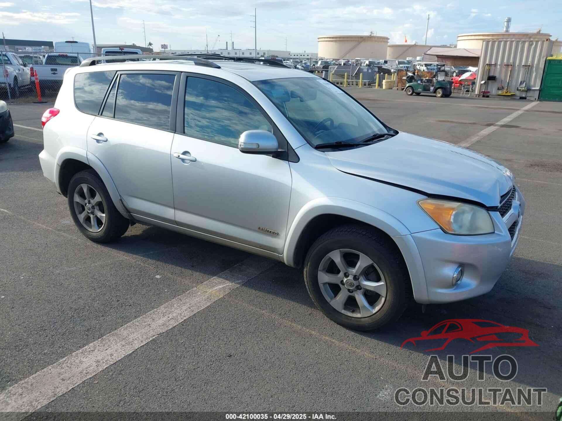 TOYOTA RAV4 2009 - JTMZF31V39D011212
