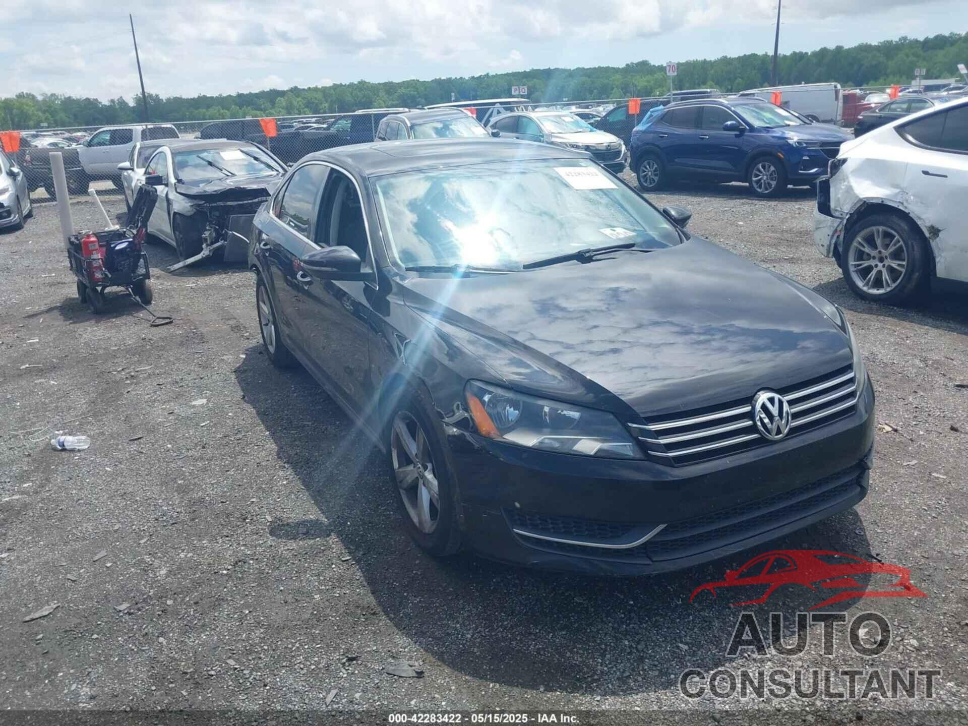 VOLKSWAGEN PASSAT 2012 - 1VWBP7A3XCC070451