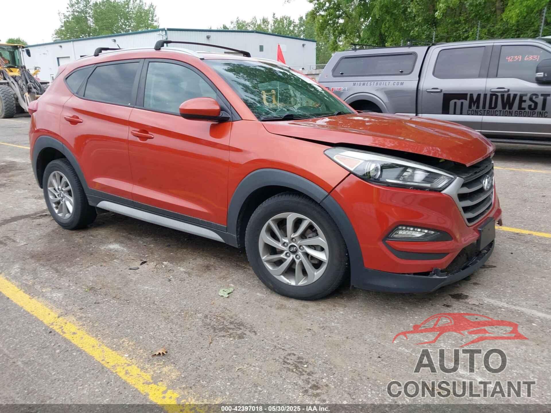 HYUNDAI TUCSON 2017 - KM8J3CA45HU413840