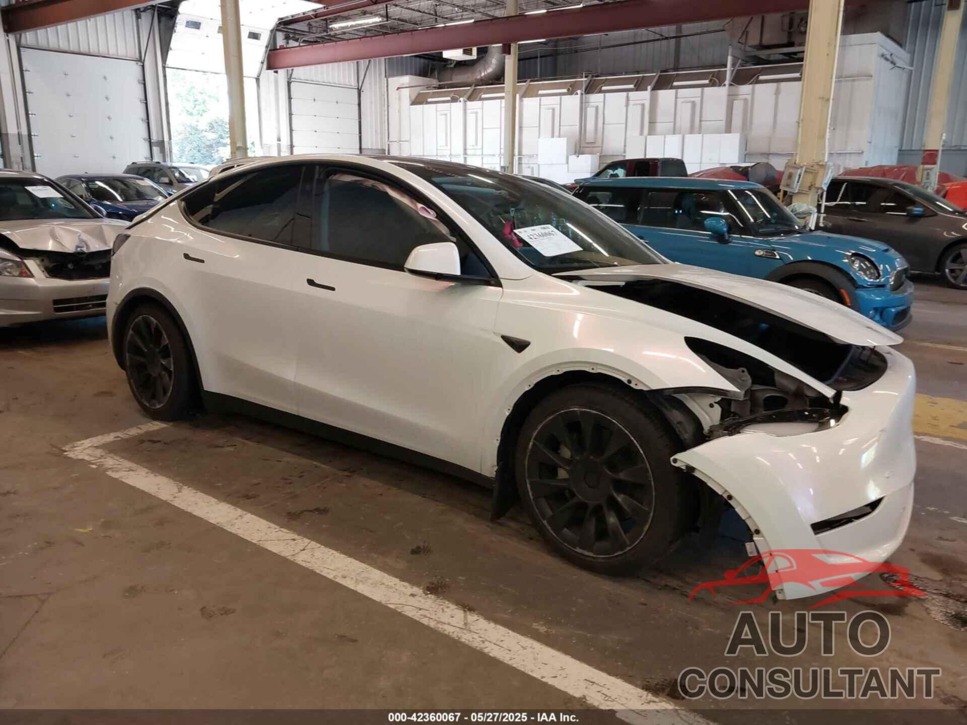 TESLA MODEL Y 2023 - 7SAYGDEE7PF936772