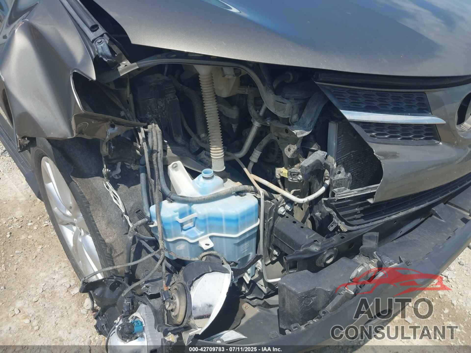 TOYOTA RAV4 2015 - JTMDFREV8FD107730