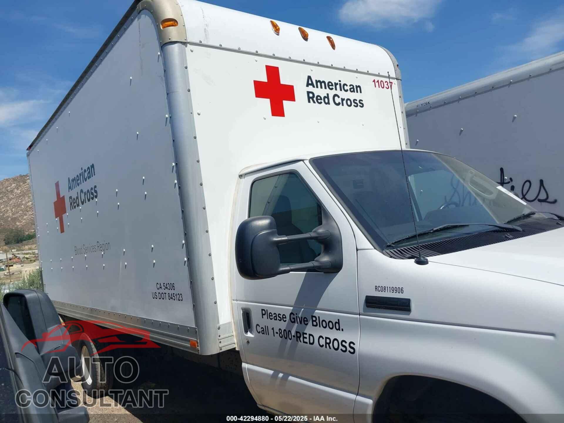 FORD E-450 CUTAWAY 2011 - 1FDXE4FS3BDA04860