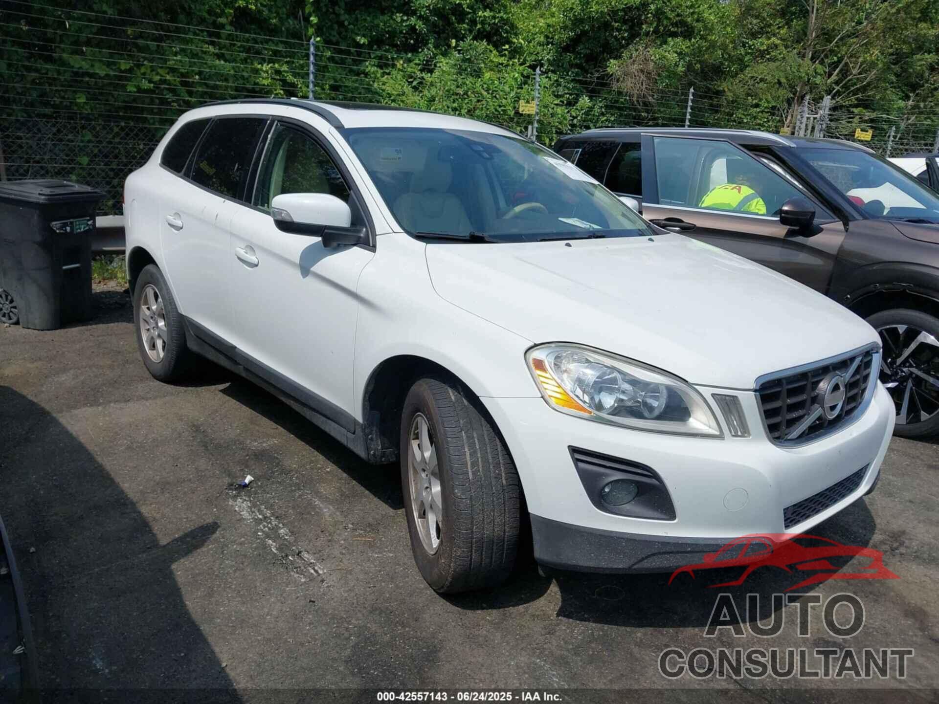 VOLVO XC60 2010 - YV4982DL3A2065797