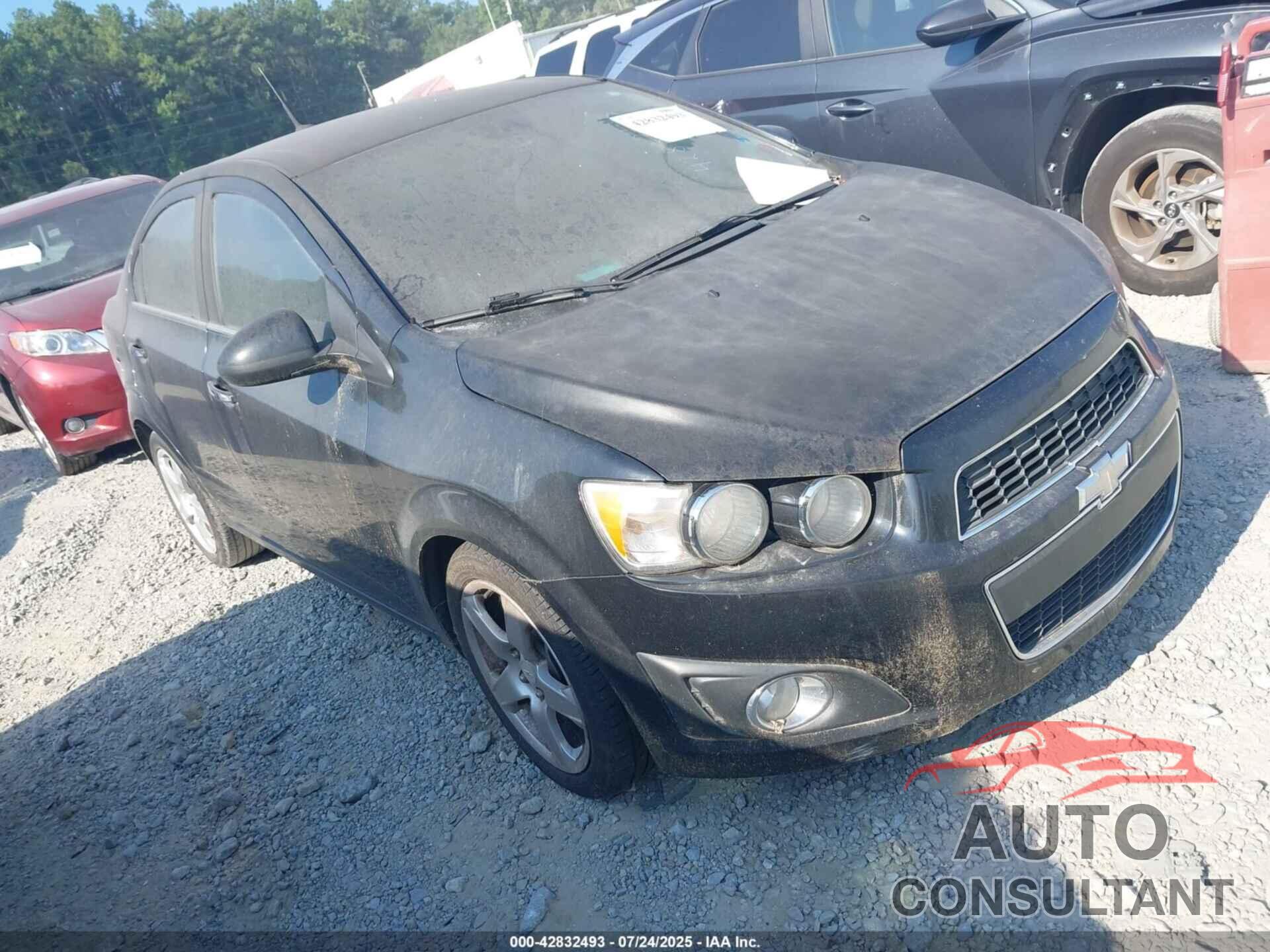 CHEVROLET SONIC 2012 - 1G1JE5SH7C4123273