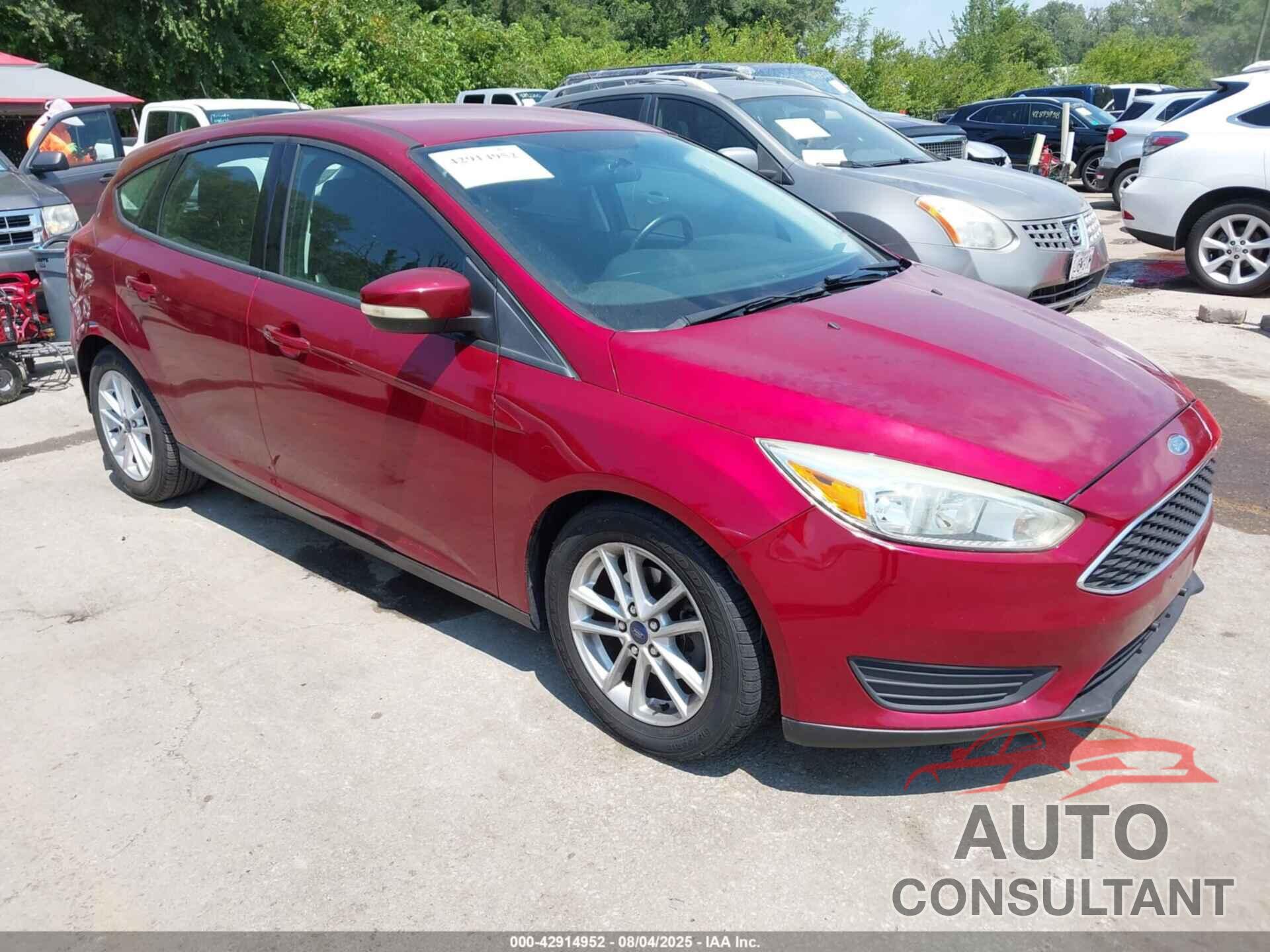 FORD FOCUS 2015 - 1FADP3K25FL304077