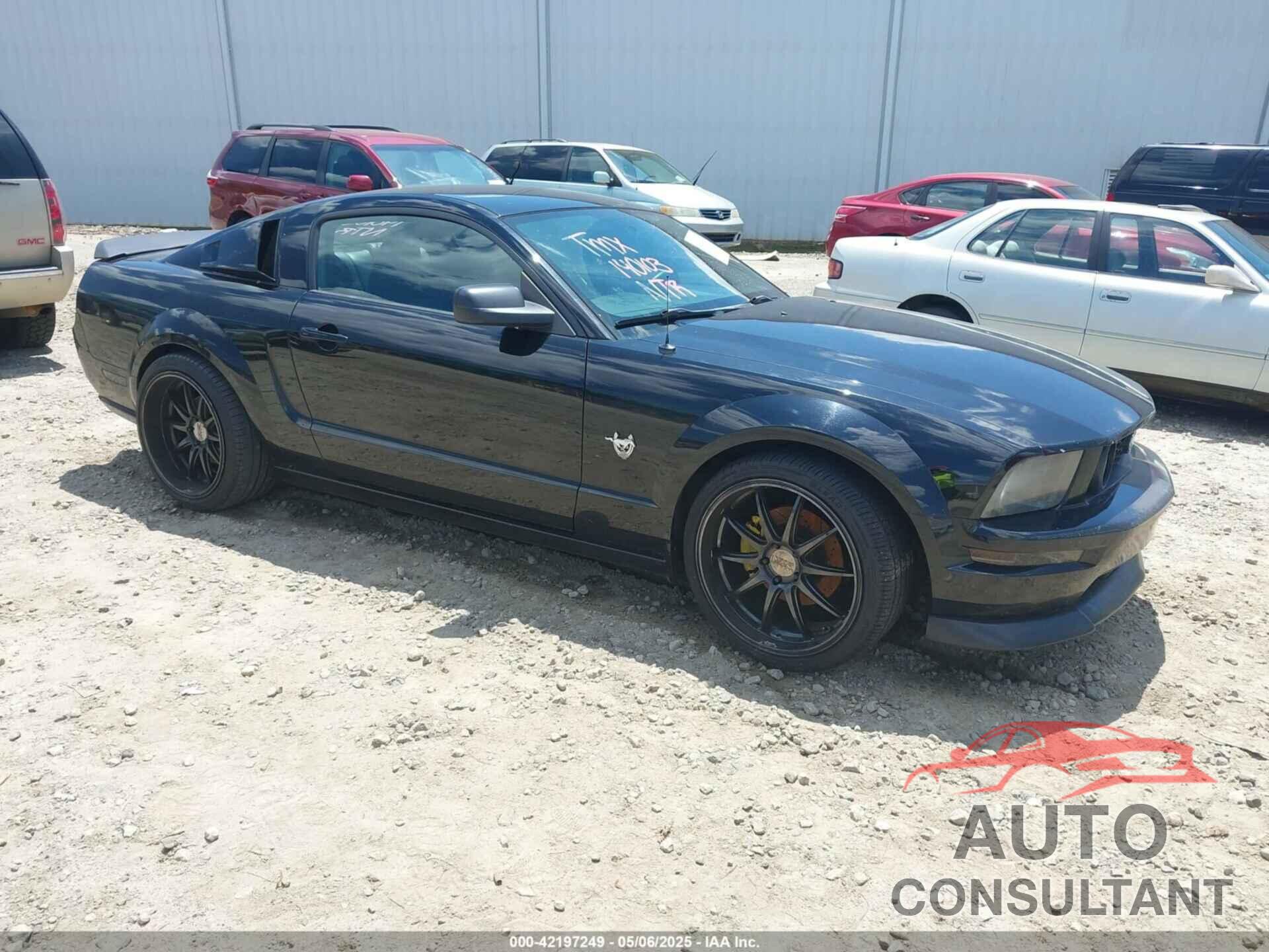 FORD MUSTANG 2009 - 1ZVHT82H595140103