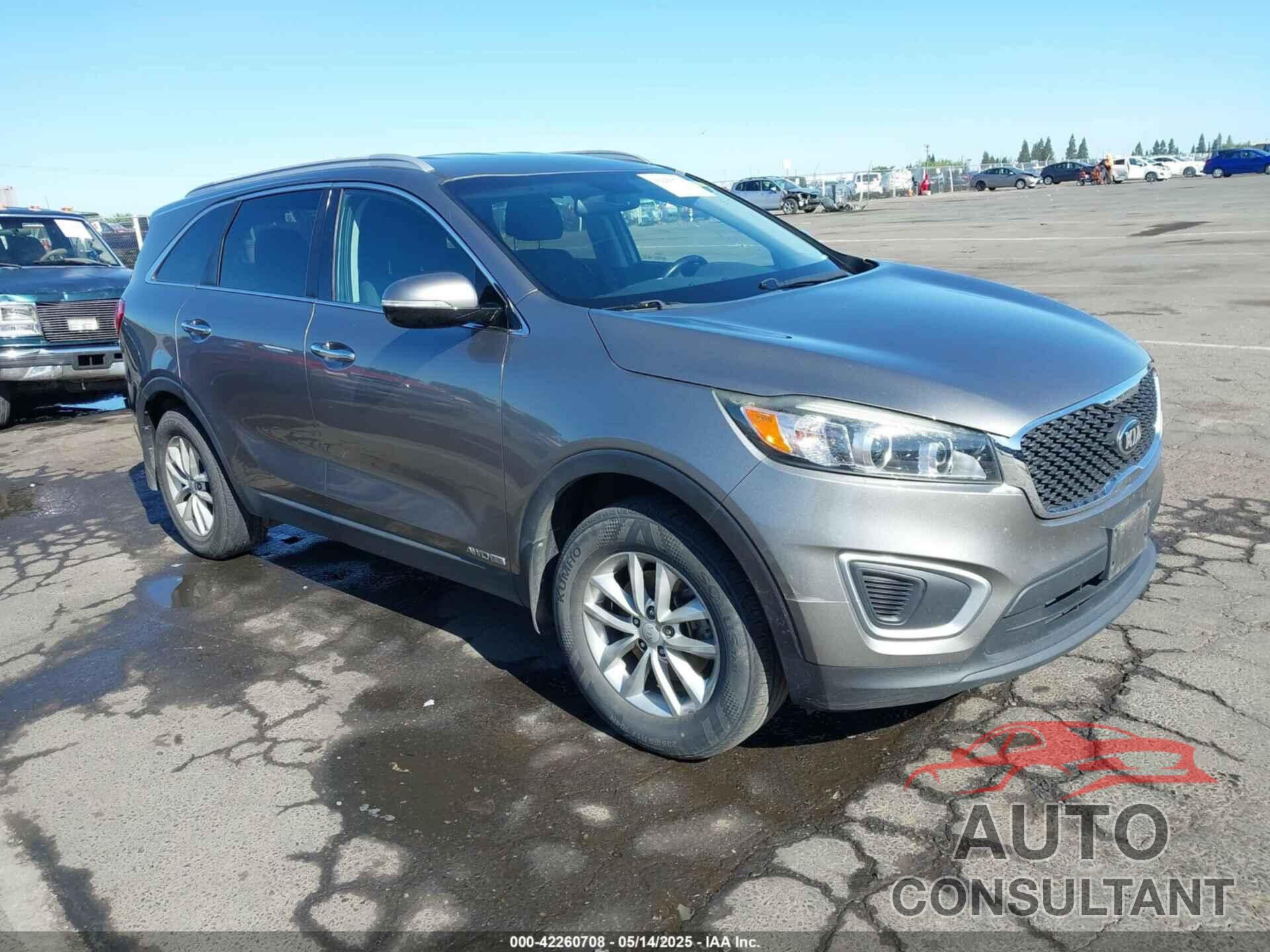 KIA SORENTO 2017 - 5XYPGDA54HG326997