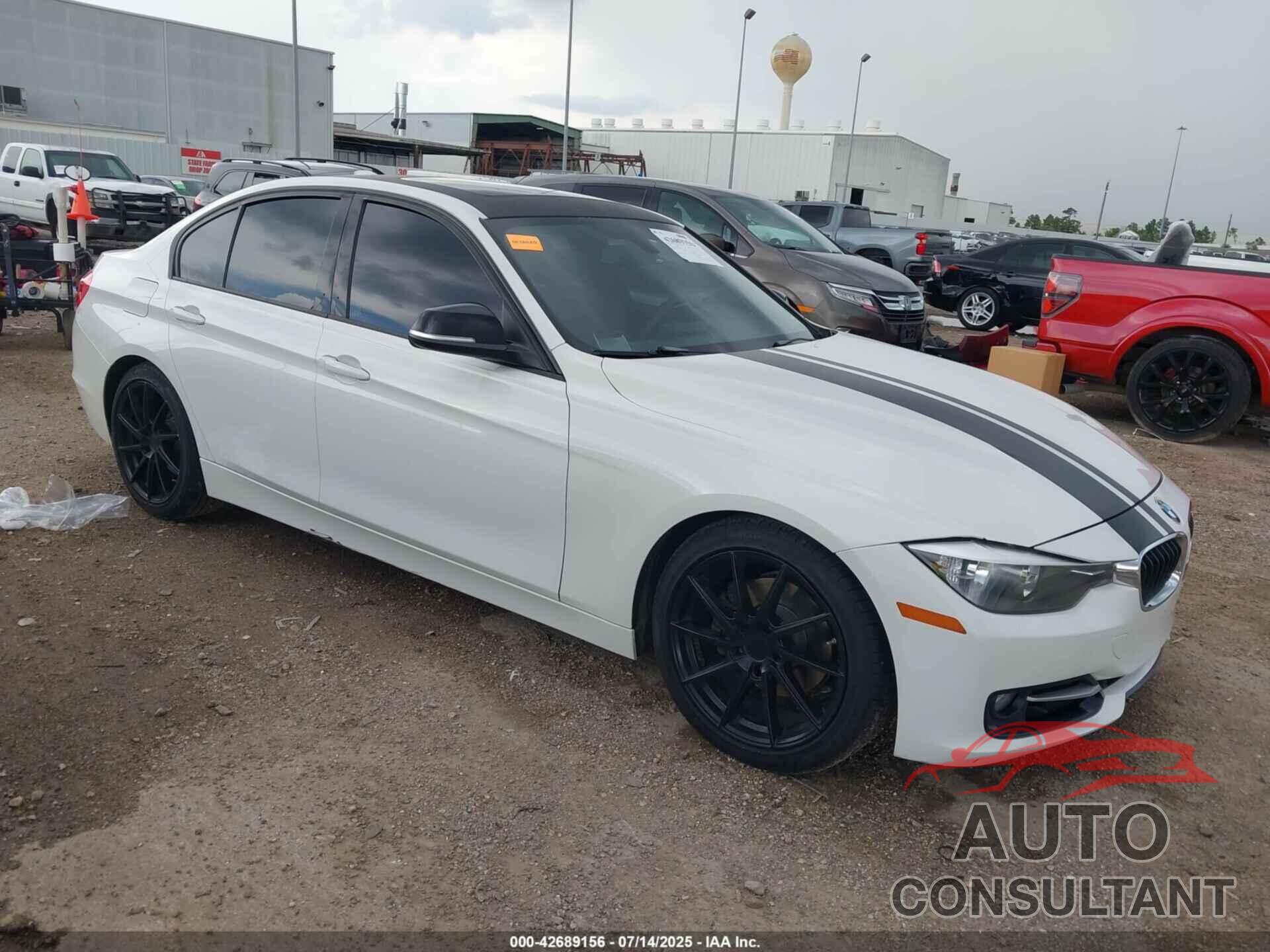 BMW 328I 2012 - WBA3A5G57CNP17623