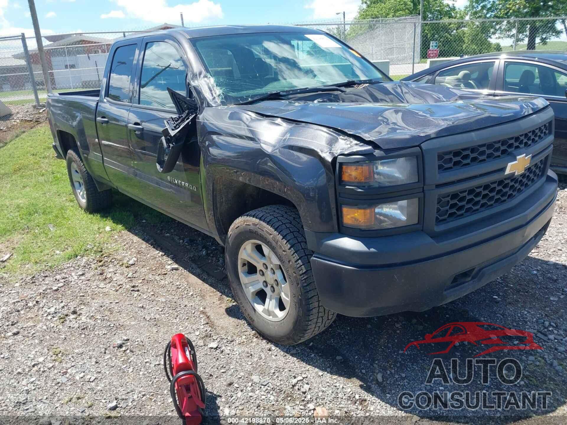CHEVROLET SILVERADO 1500 2014 - 1GCVKPEH1EZ142545