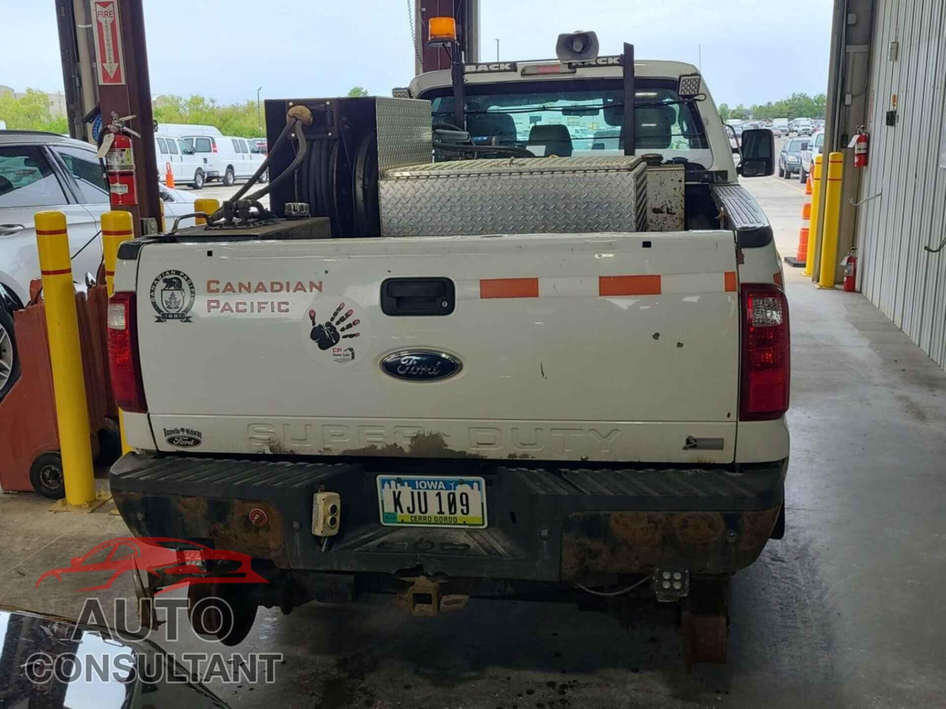 FORD F-350 2011 - 1FT8W3B65BEB77458