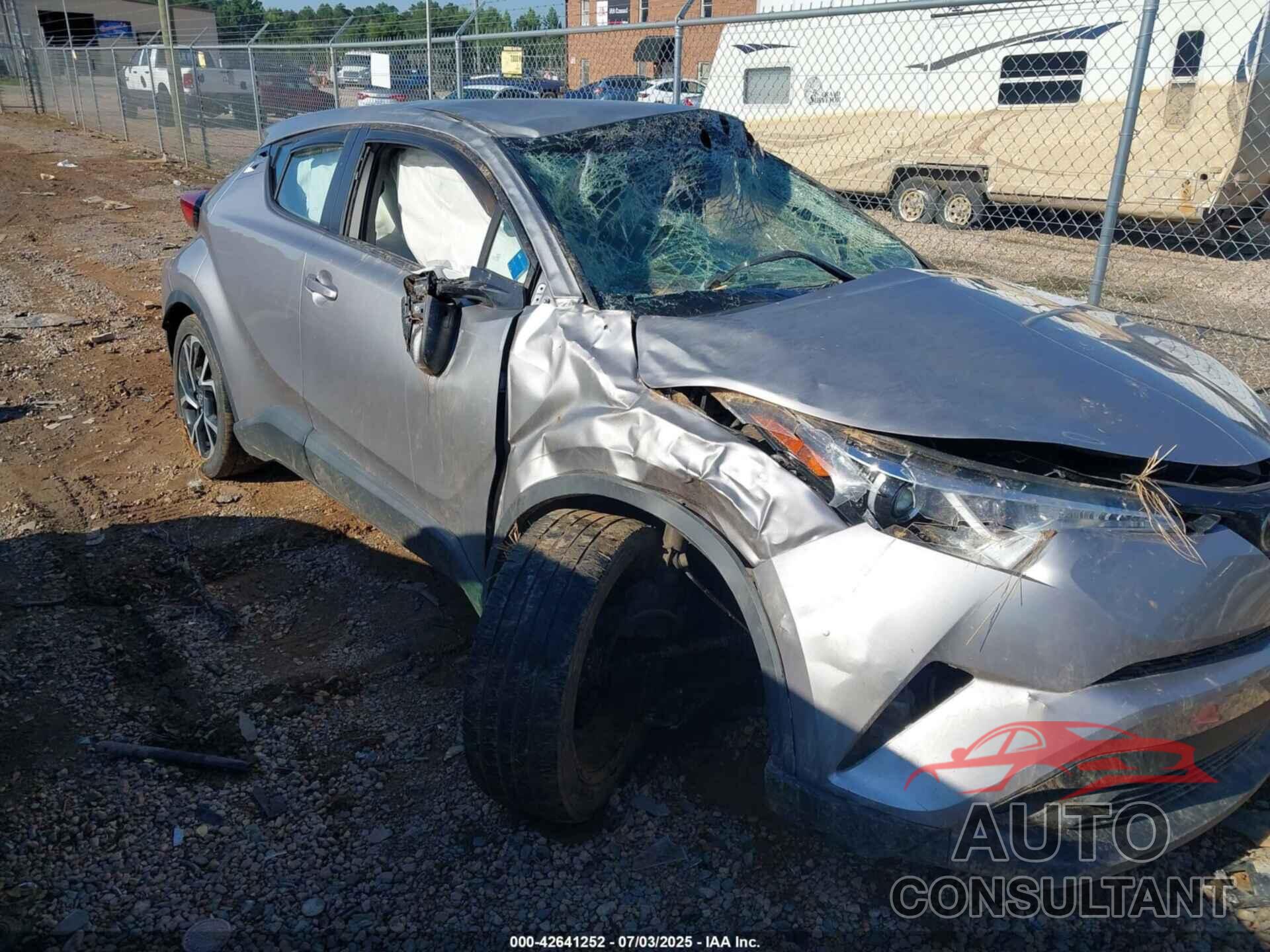TOYOTA C-HR 2019 - NMTKHMBX1KR081253