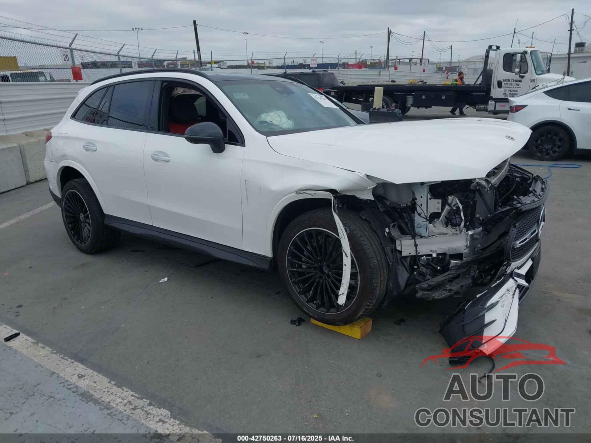MERCEDES-BENZ GLC 300 2025 - W1NKM4GB0SF276795