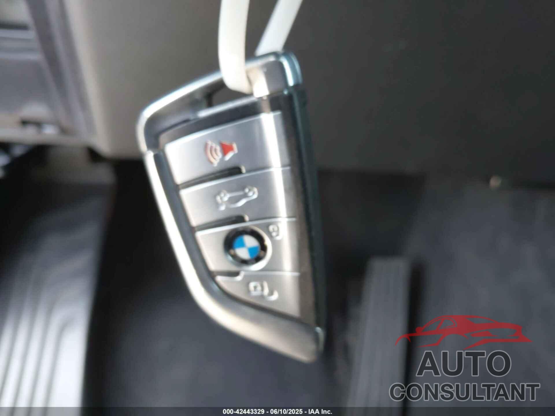 BMW X7 2021 - 5UXCW2C00M9H05046