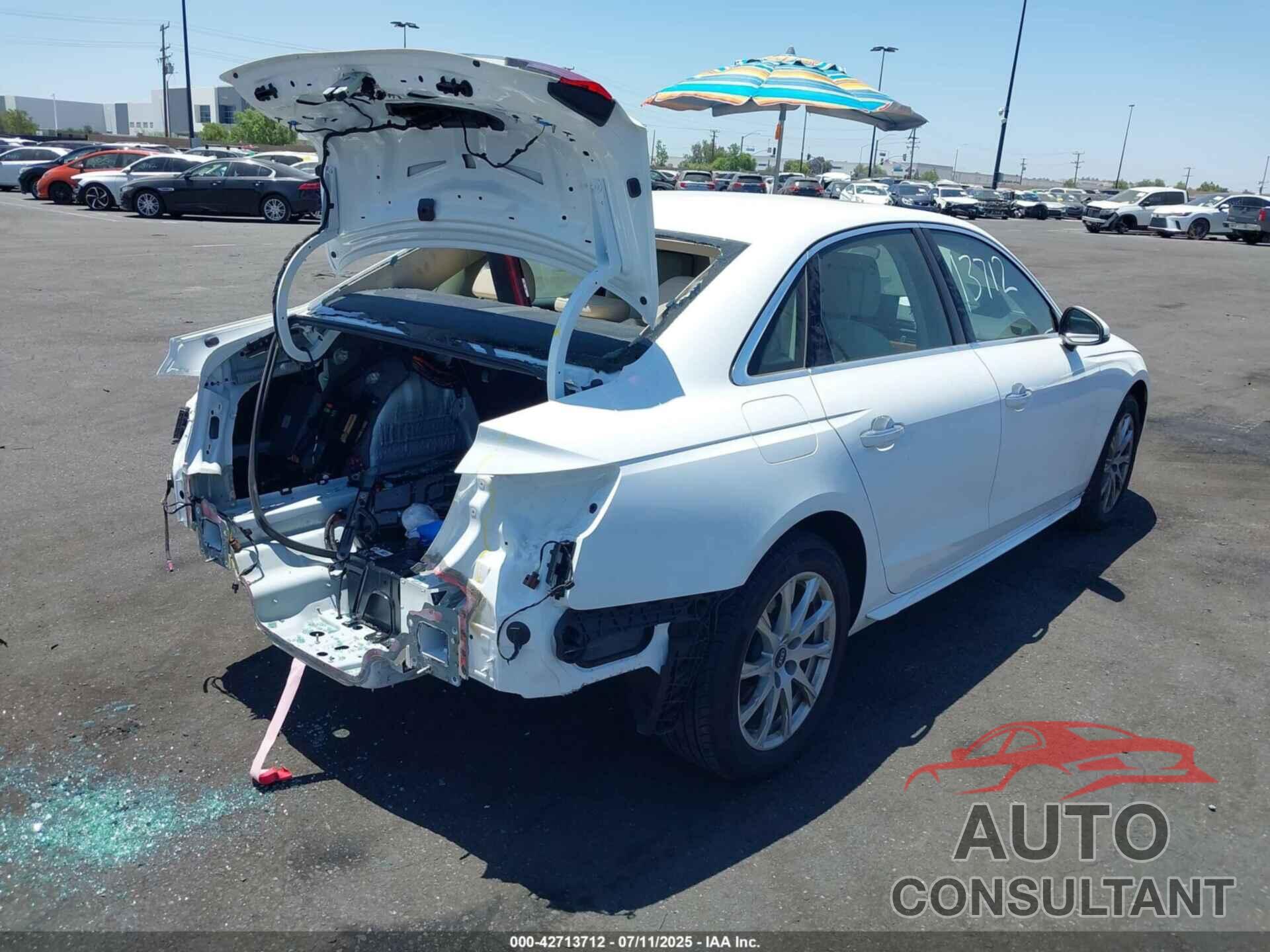 AUDI A4 2022 - WAUABAF44NN000833