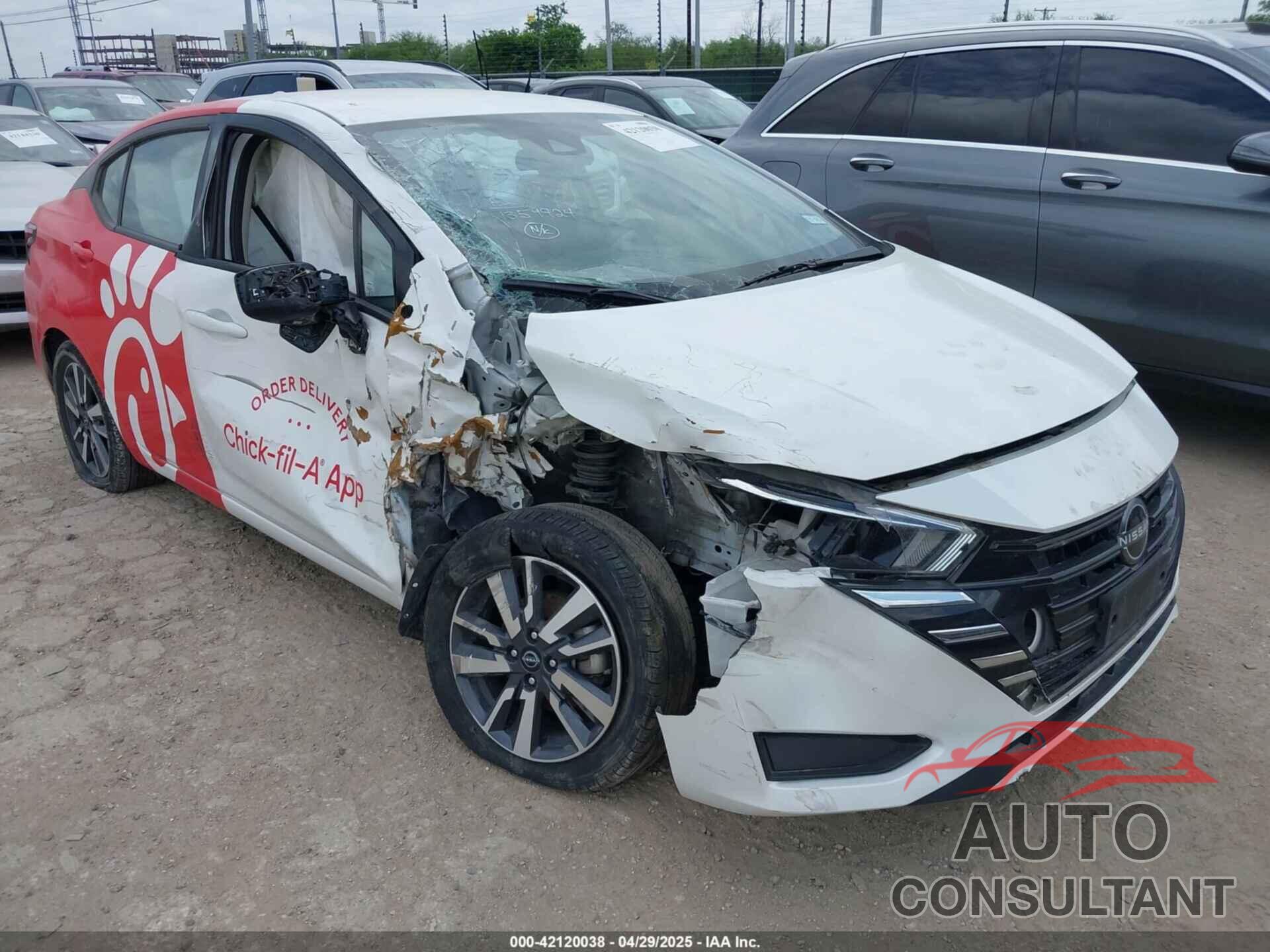 NISSAN VERSA 2023 - 3N1CN8EV7PL838348