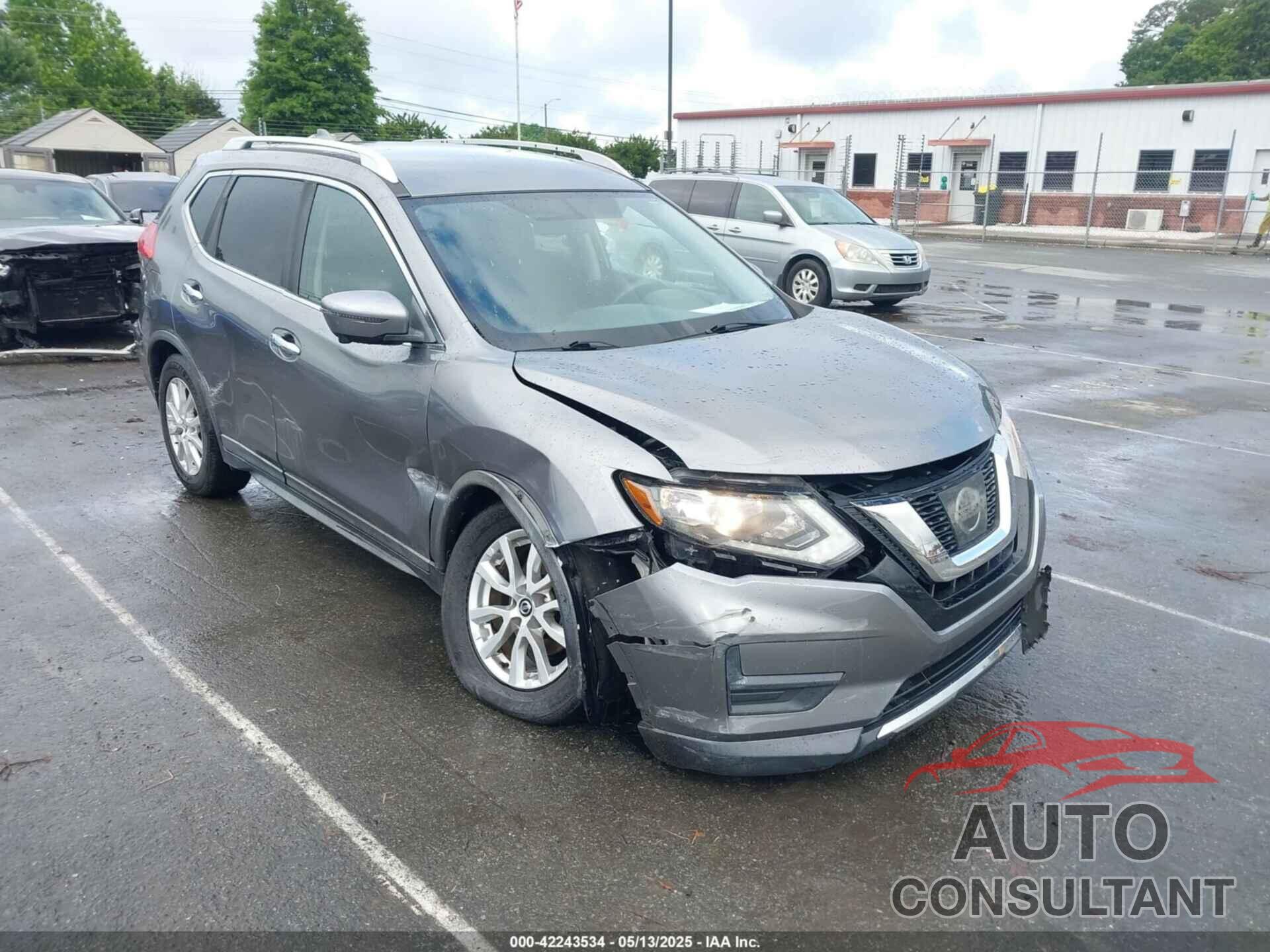 NISSAN ROGUE 2017 - KNMAT2MTXHP615458